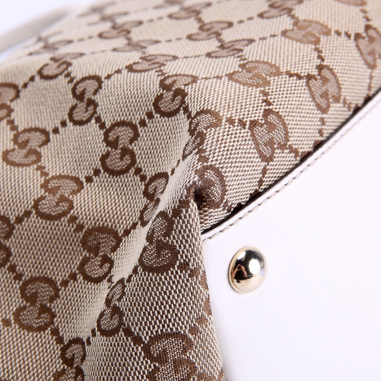 169946 Britt Shoulder Bag Small Beige/White