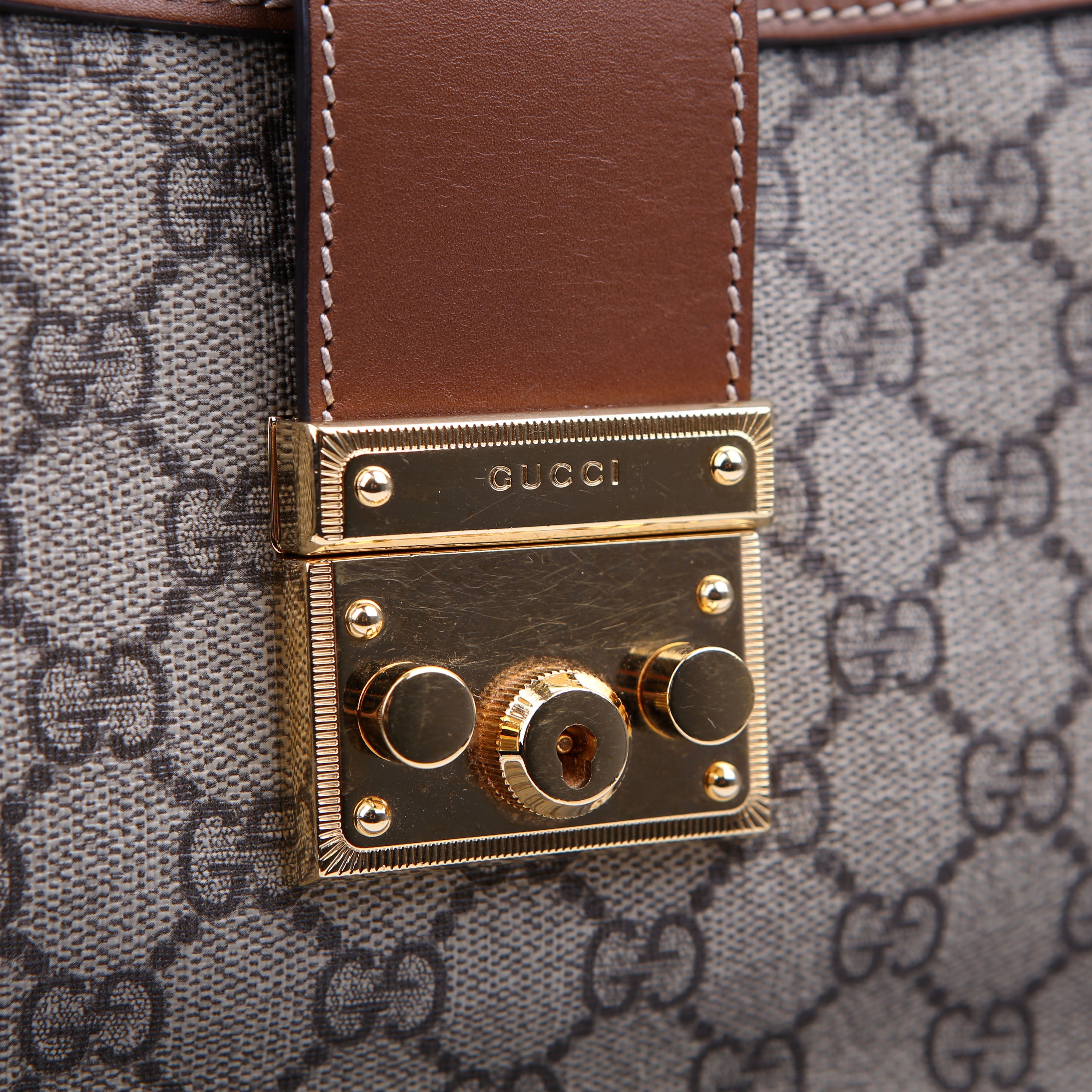 479197 Padlock GG Shoulder Medium Brown