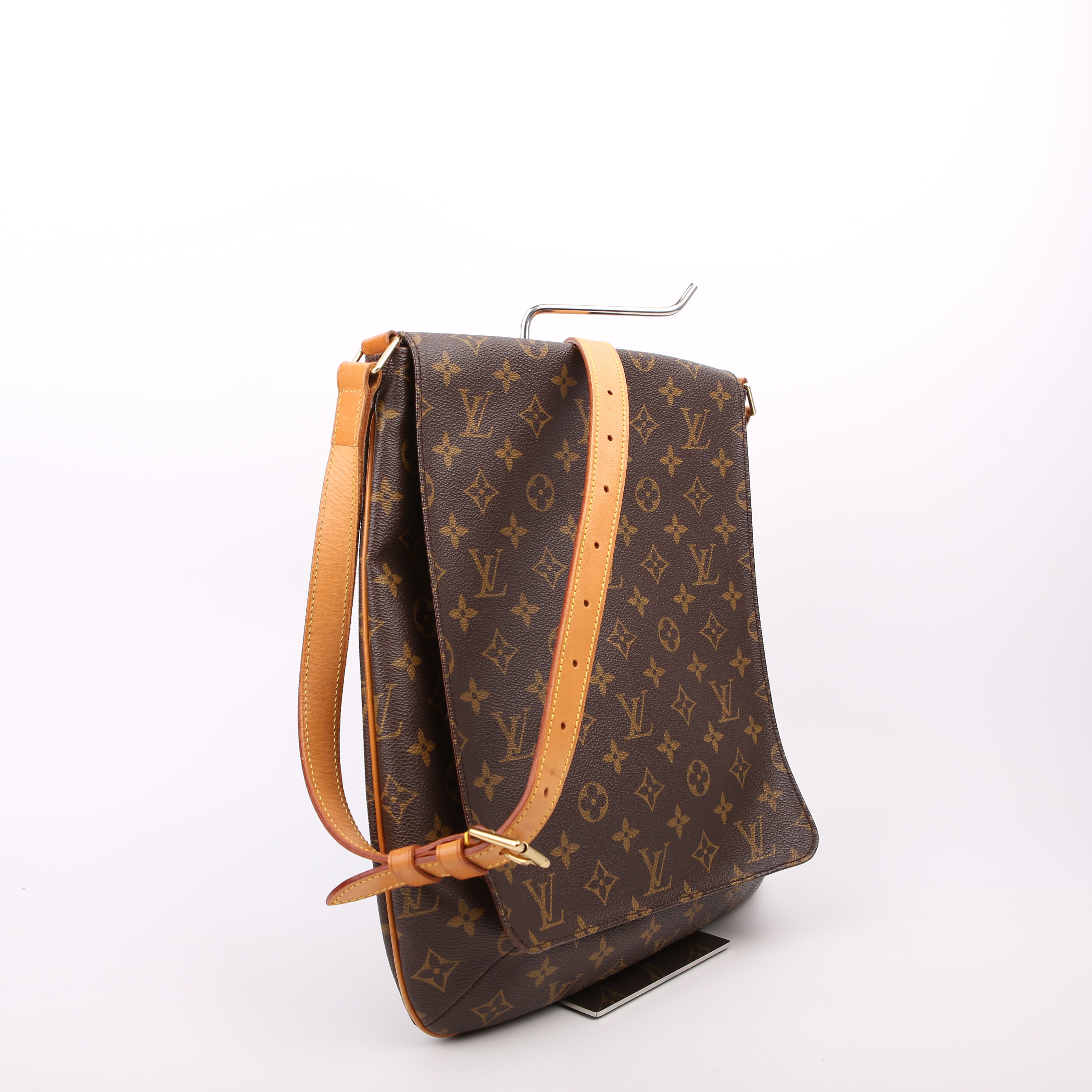 Musette Messenger Monogram