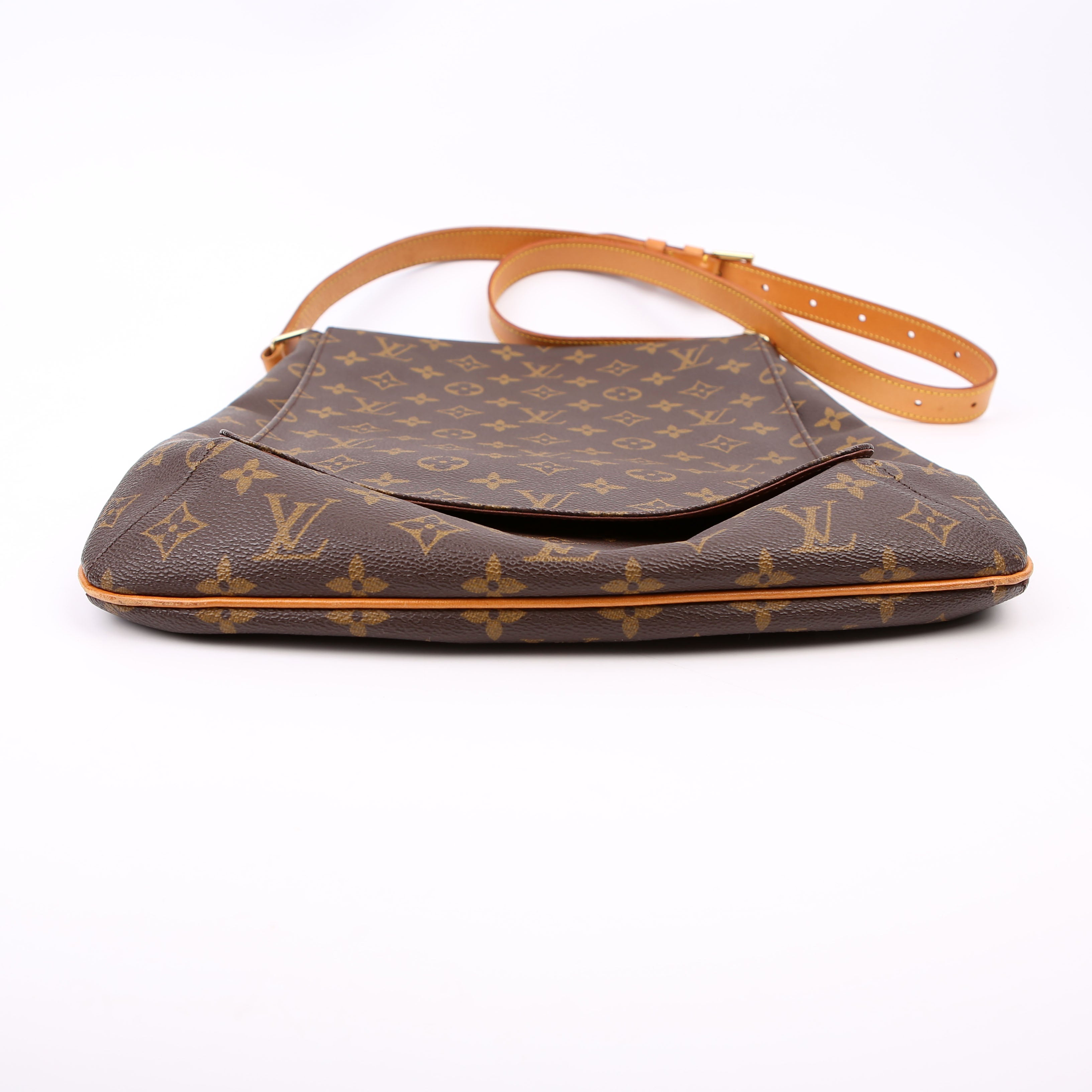 Musette Messenger Monogram