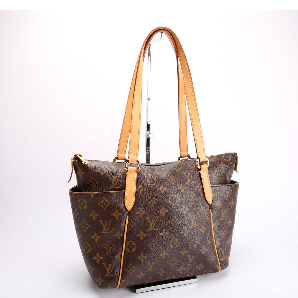 Totally PM Monogram