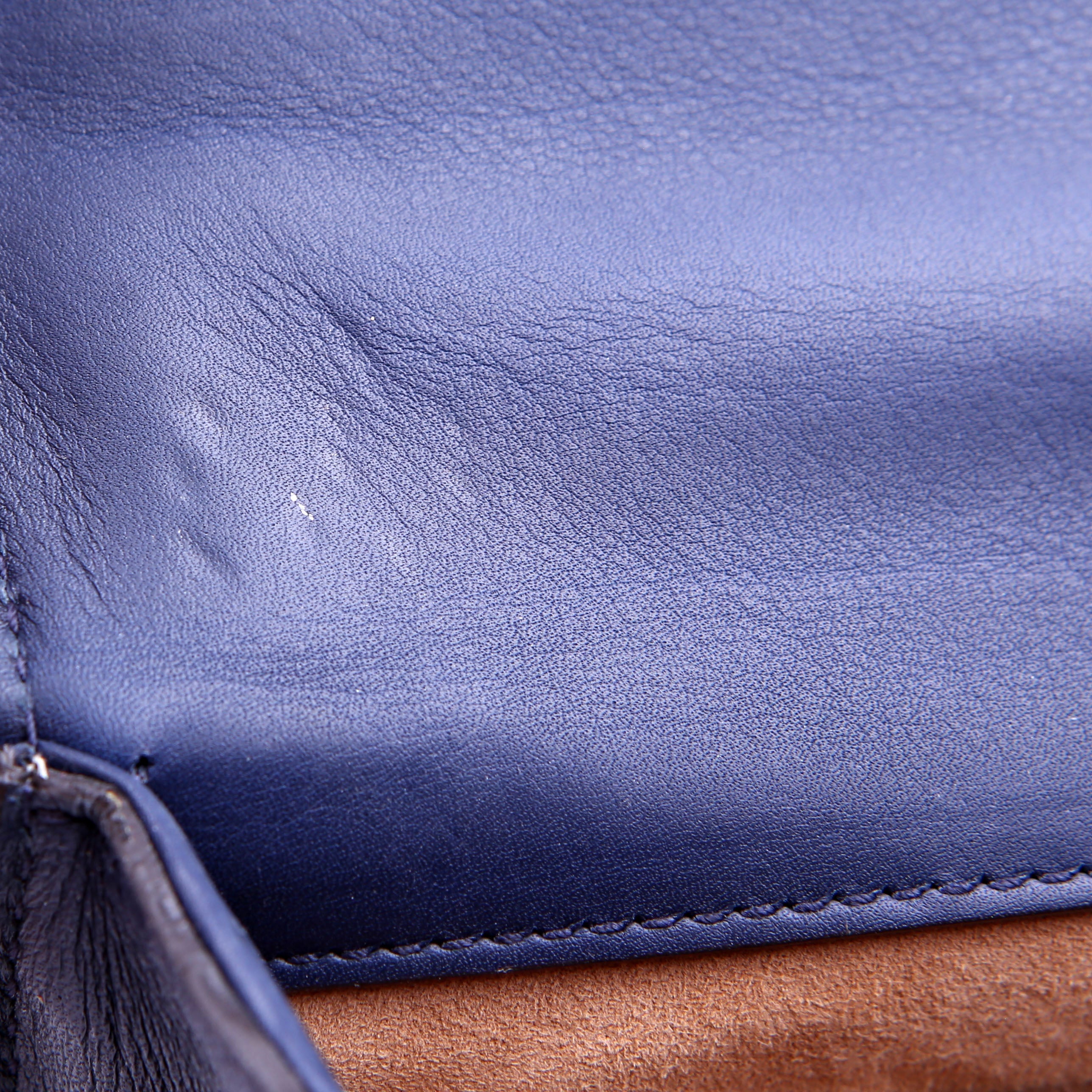 432182 Padlock Pearl Leather Small Navy