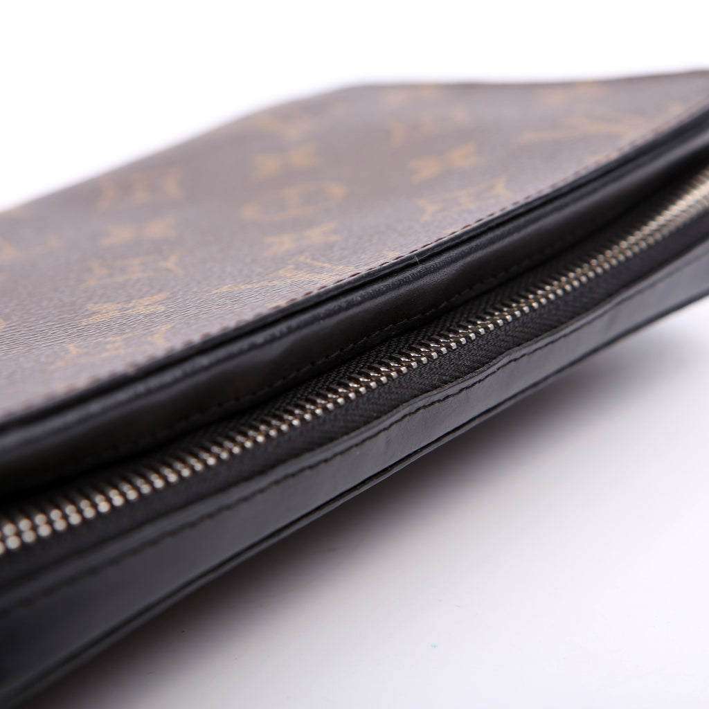 Zippy XL Monogram Black