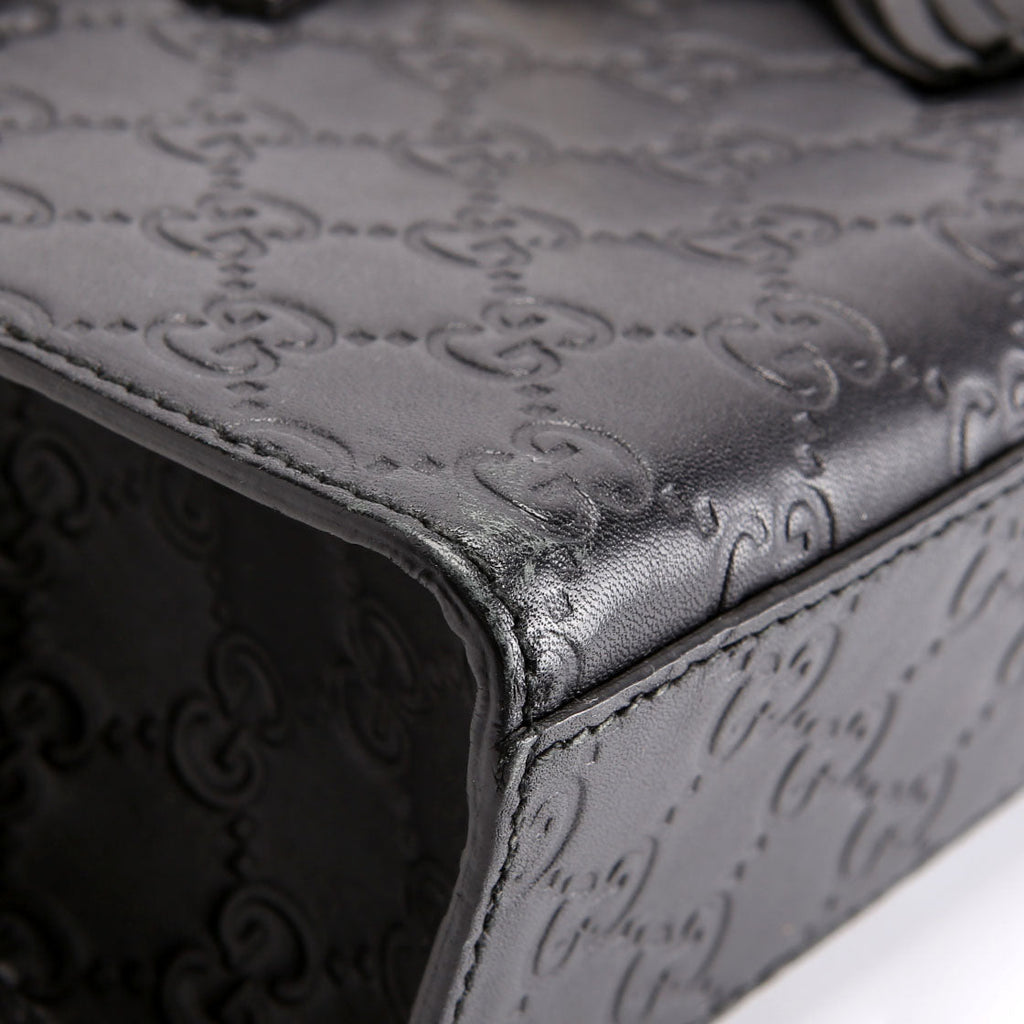 295402 Emily Guccissima Medium Black