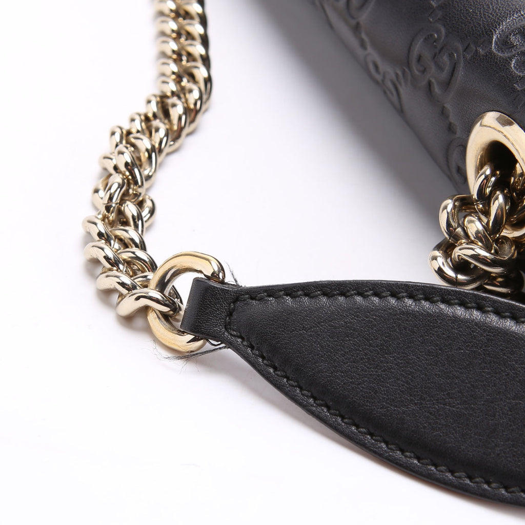 295402 Emily Guccissima Medium Black