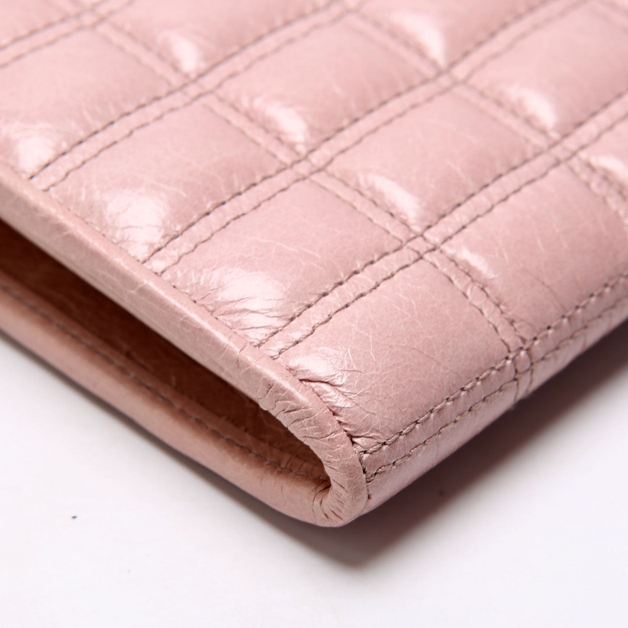 1M1132 Vitello Shine Zip Around Wallet Taupe