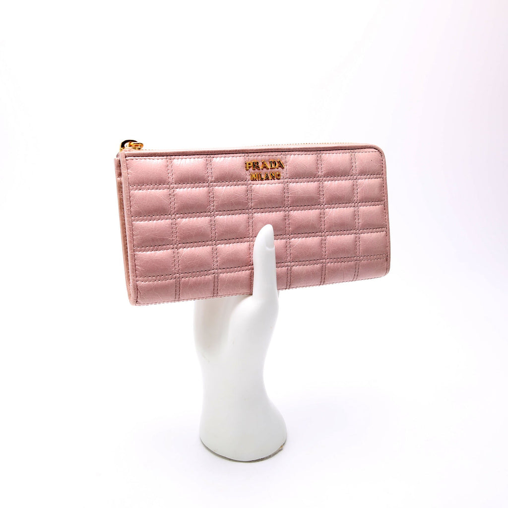 1M1132 Vitello Shine Zip Around Wallet Taupe