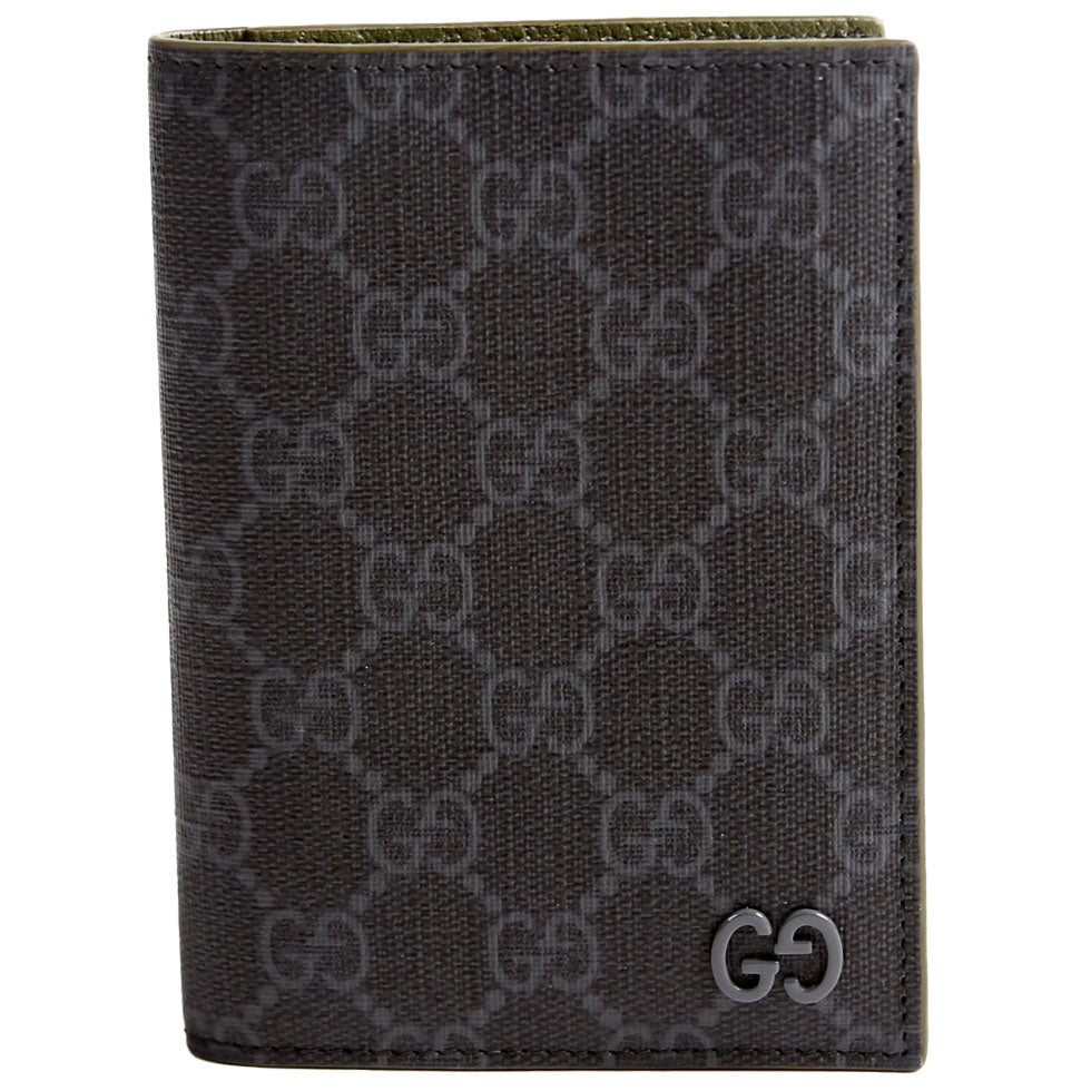 795229 GG Supreme Passport Case Black