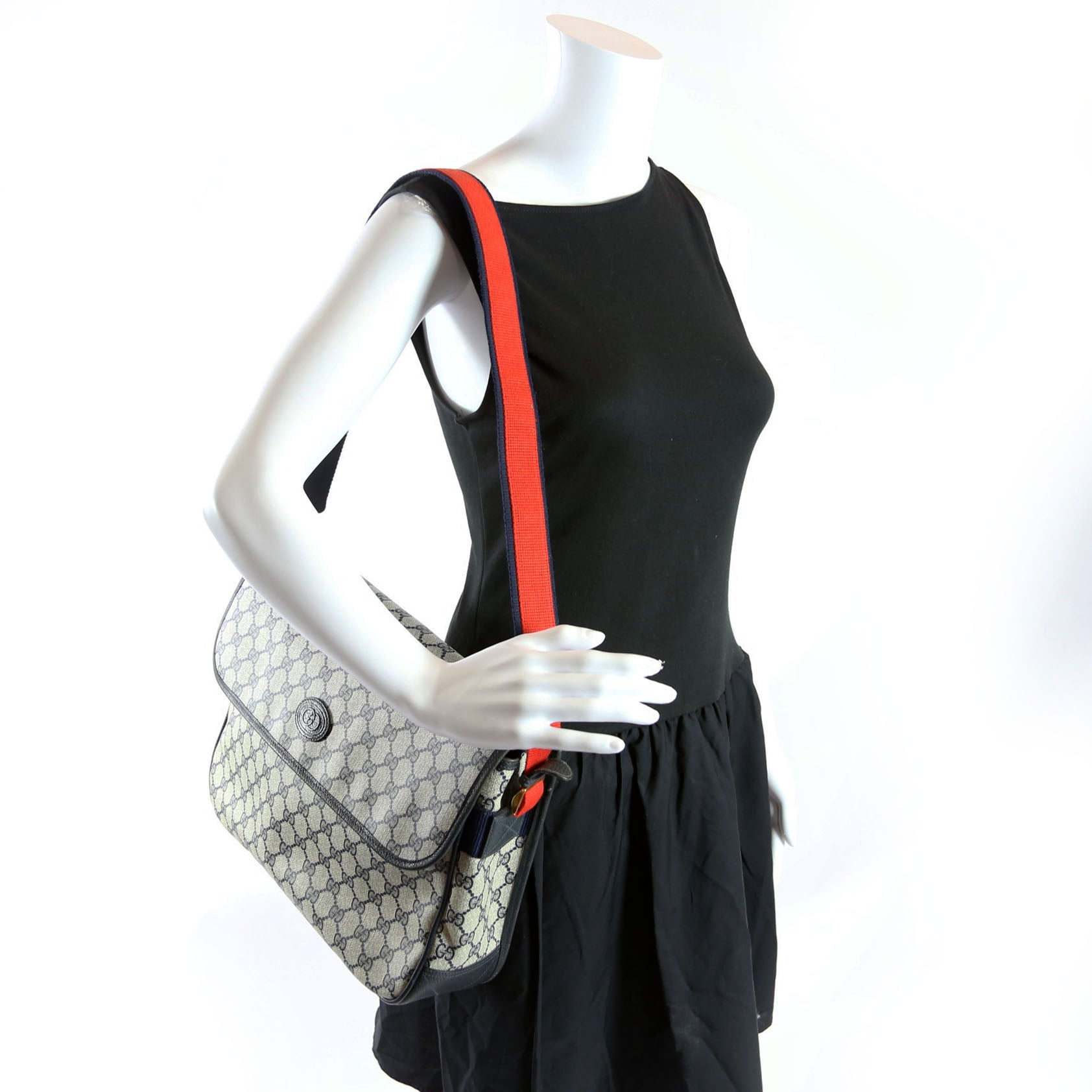 019.39.0091 GG Supreme Web Sherry Messenger