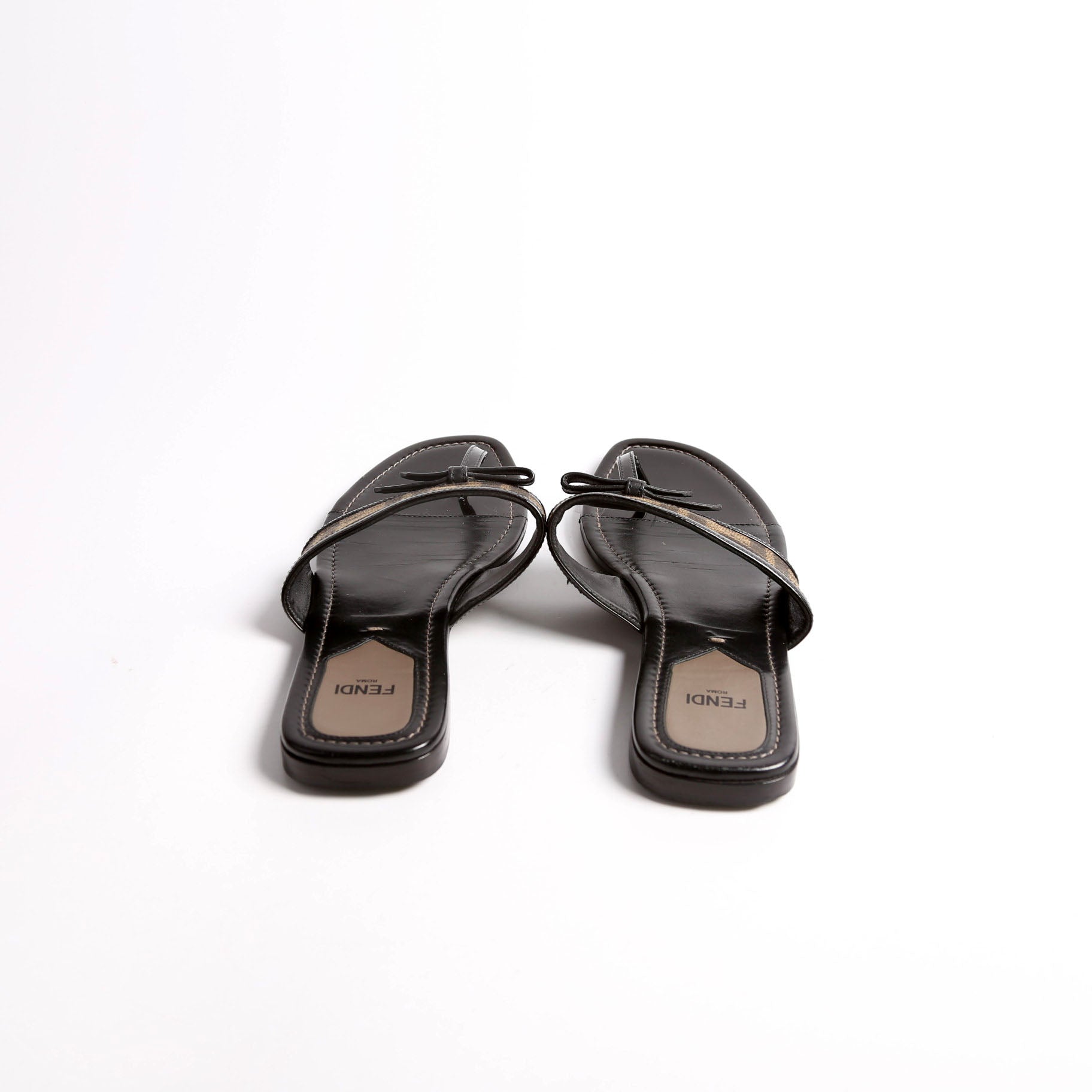 Zucca Thong Sandals Size 36.5 Black