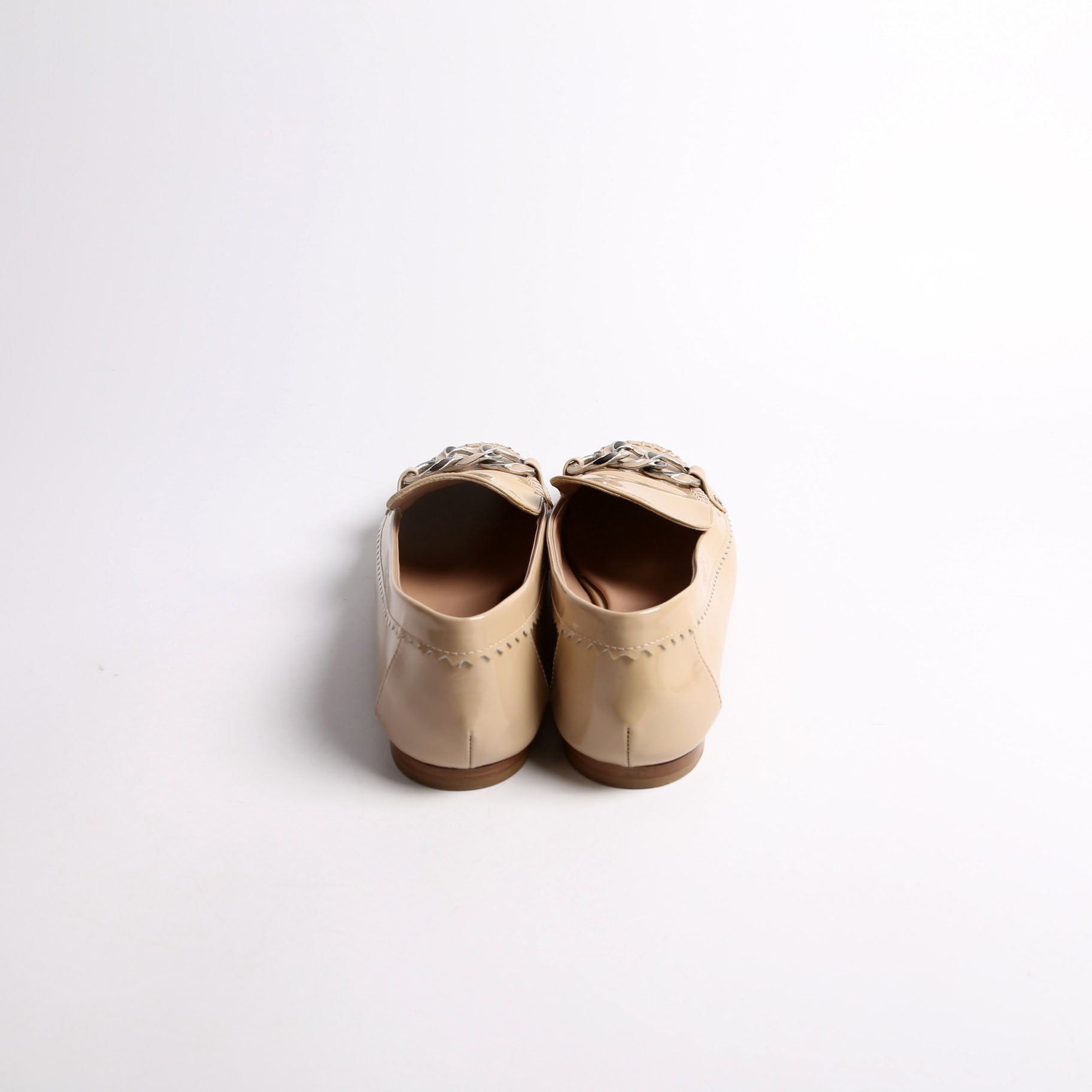 CC Chain Moccasin Loafers Patent Size 38.5 Tan