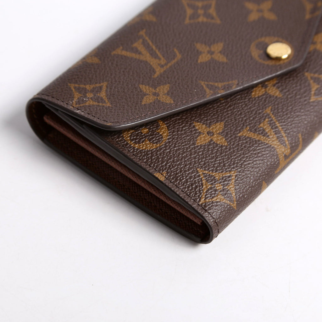 Sarah Wallet Monogram Newer