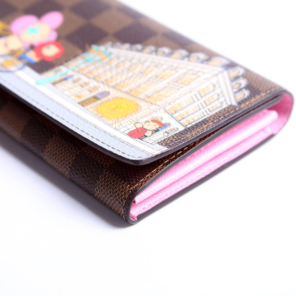 Sarah Wallet 2022 XMas Vivienne Animation Monogram
