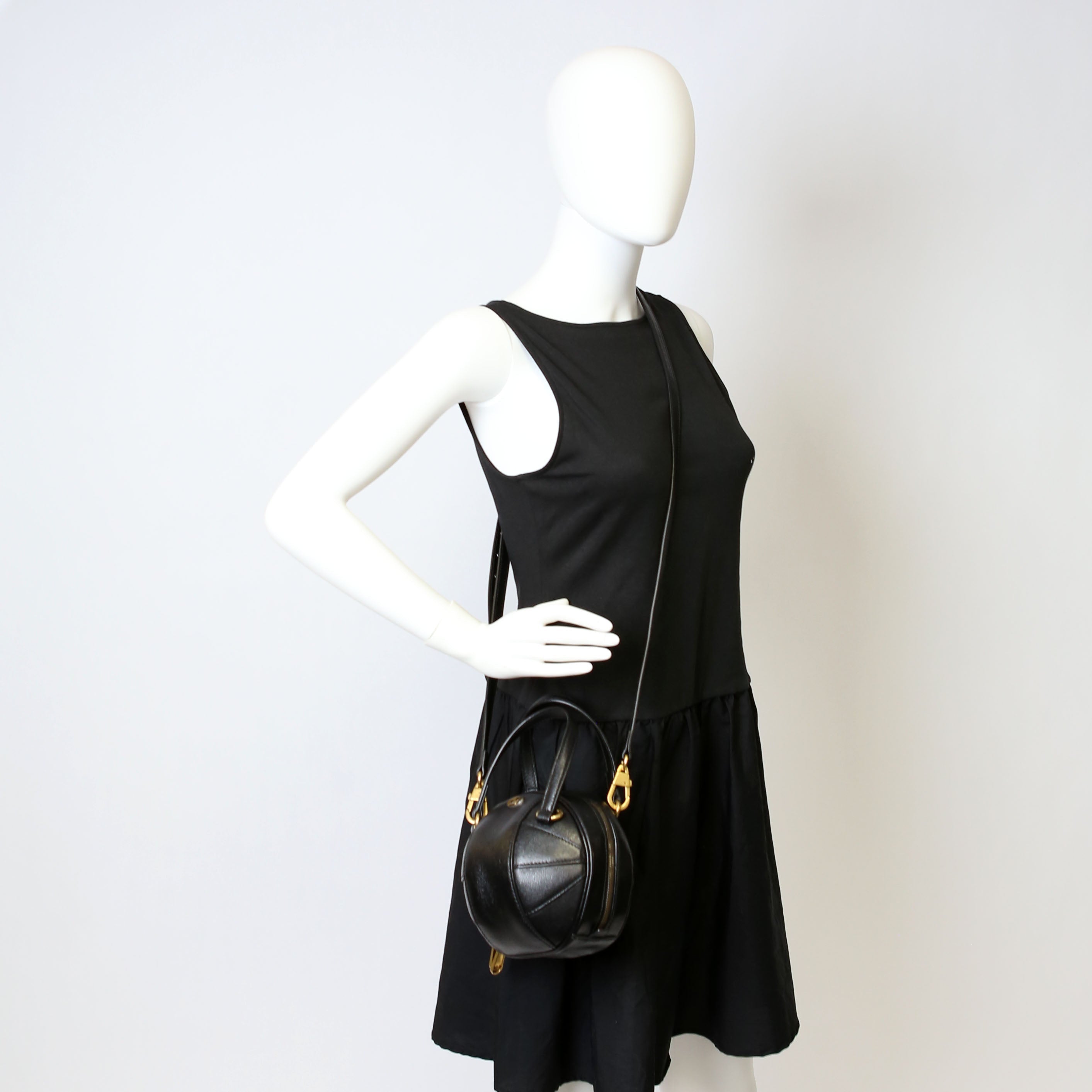 Gucci 547855 Tifosa Basketball Mini Shoulder Bag Black