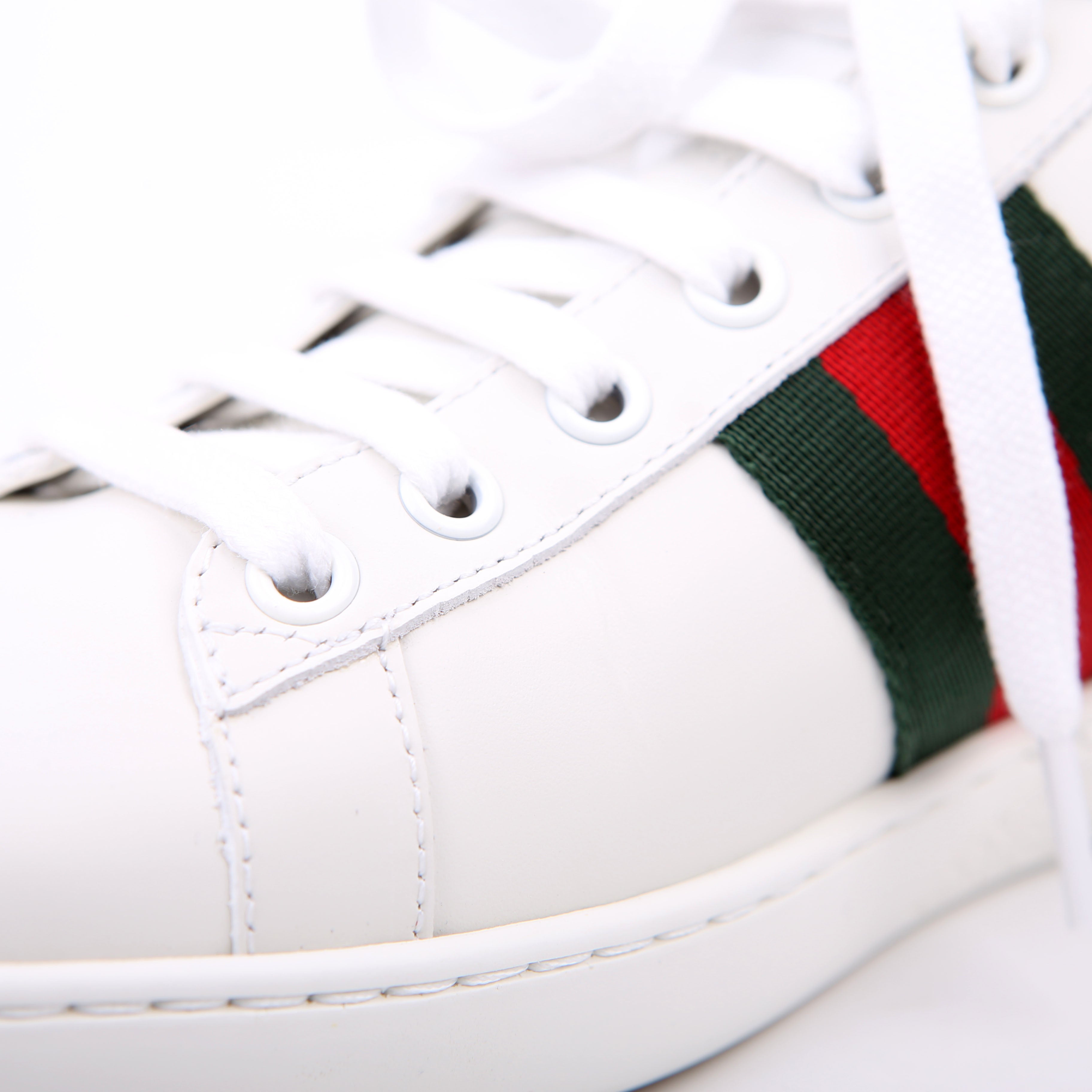 Ace Web Bee Sneakers Size 37.5 White