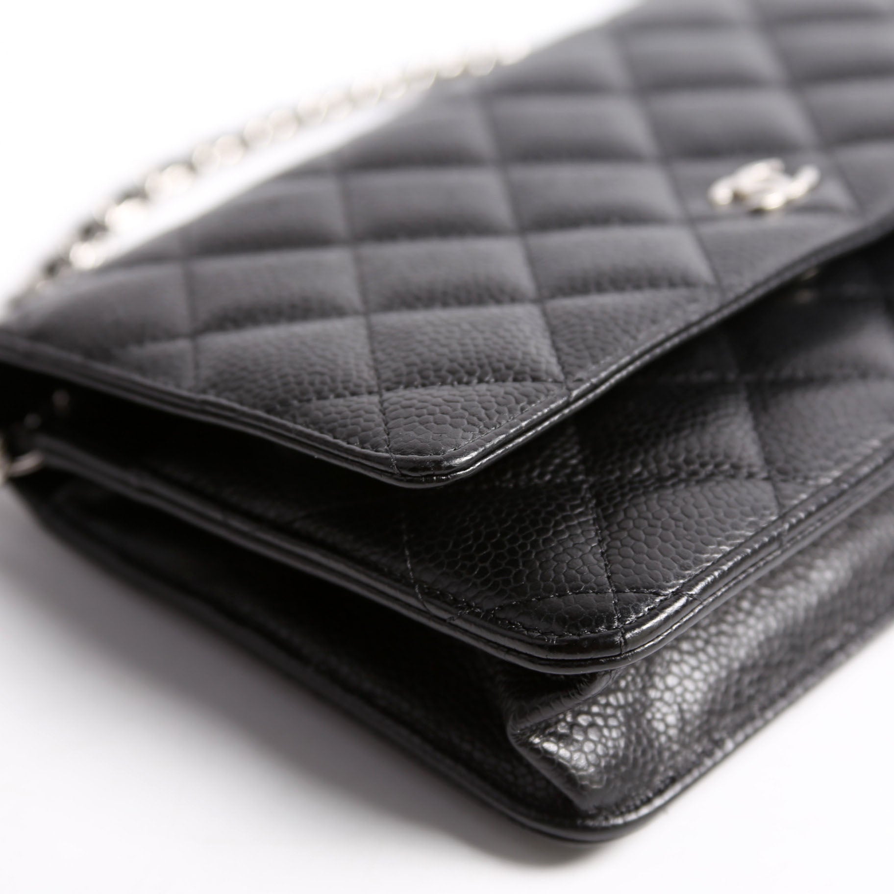 Wallet On Chain Quilted Caviar RFID Black