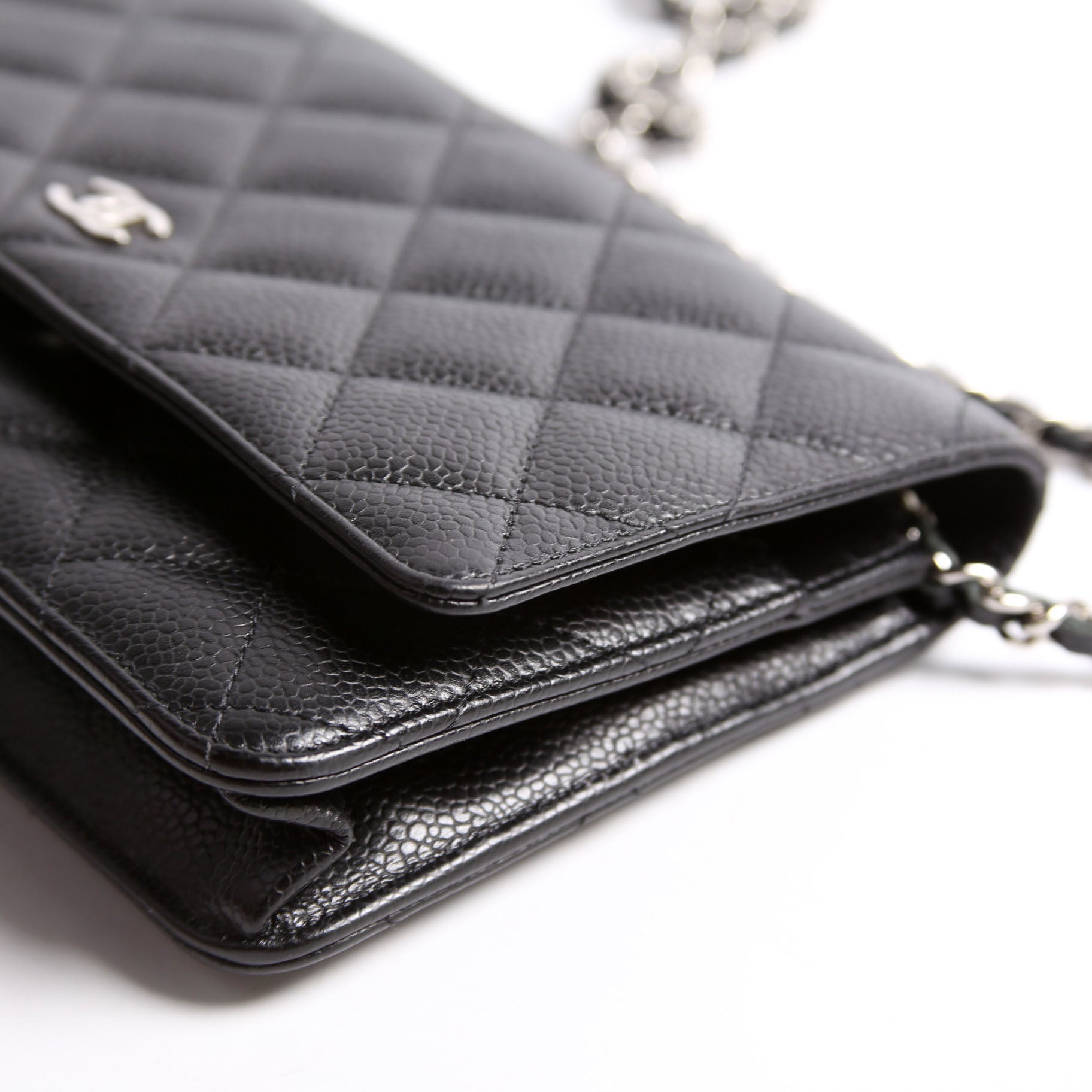 Wallet On Chain Quilted Caviar RFID Black