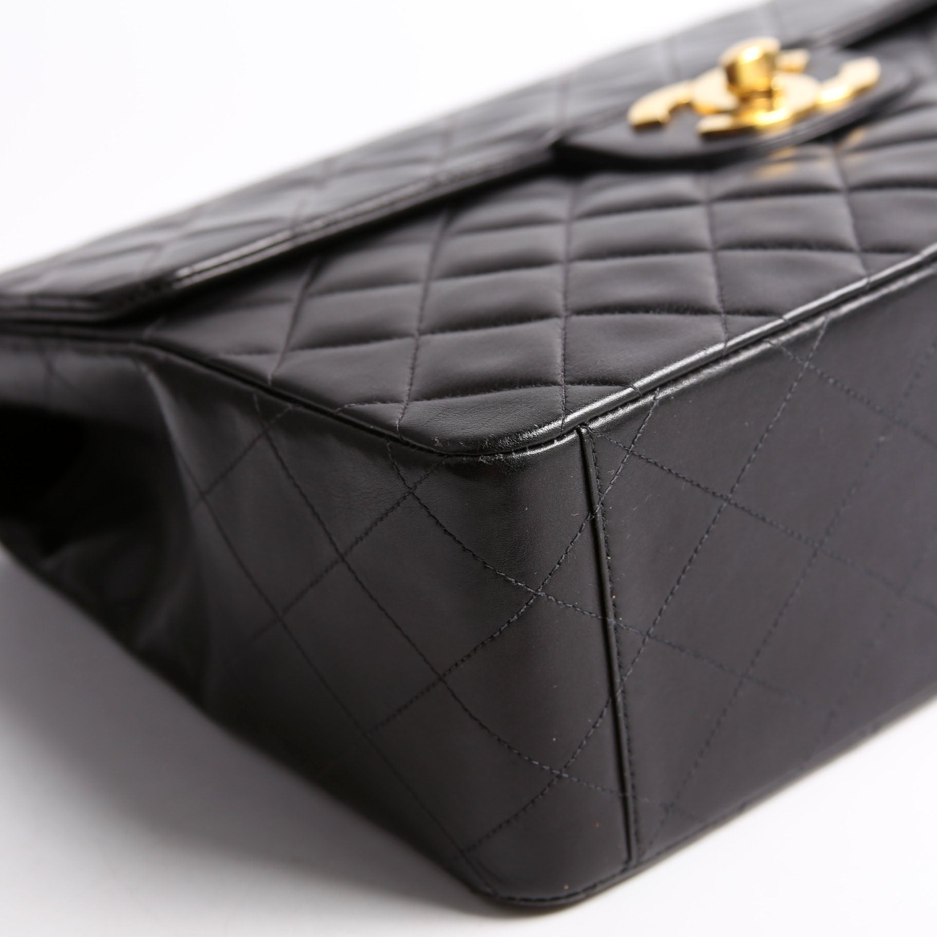 Classic Flap XL Jumbo Lambskin Black