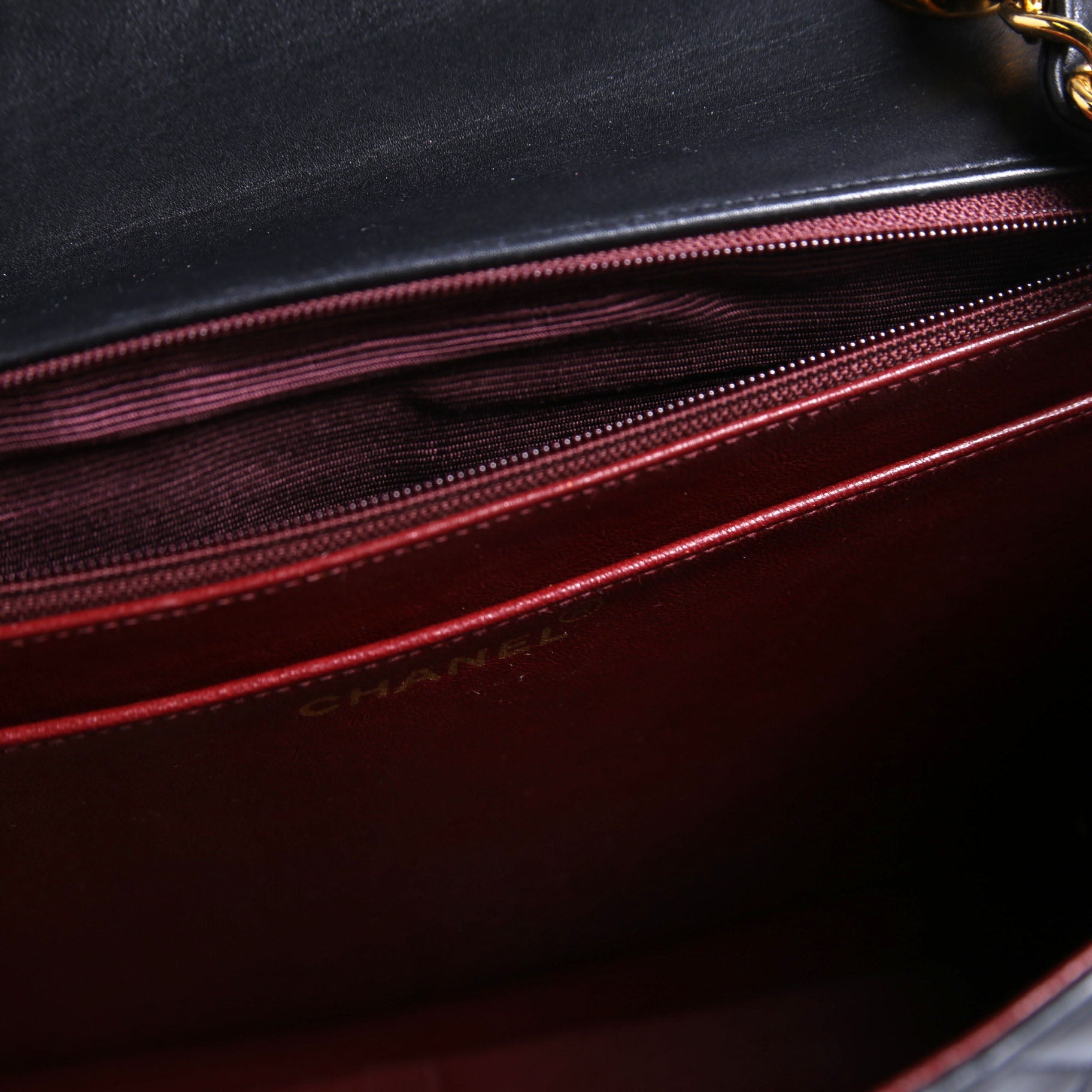 Classic Flap XL Jumbo Lambskin Black