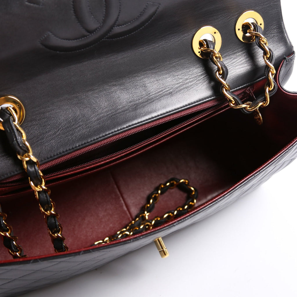 Classic Flap XL Jumbo Lambskin Black