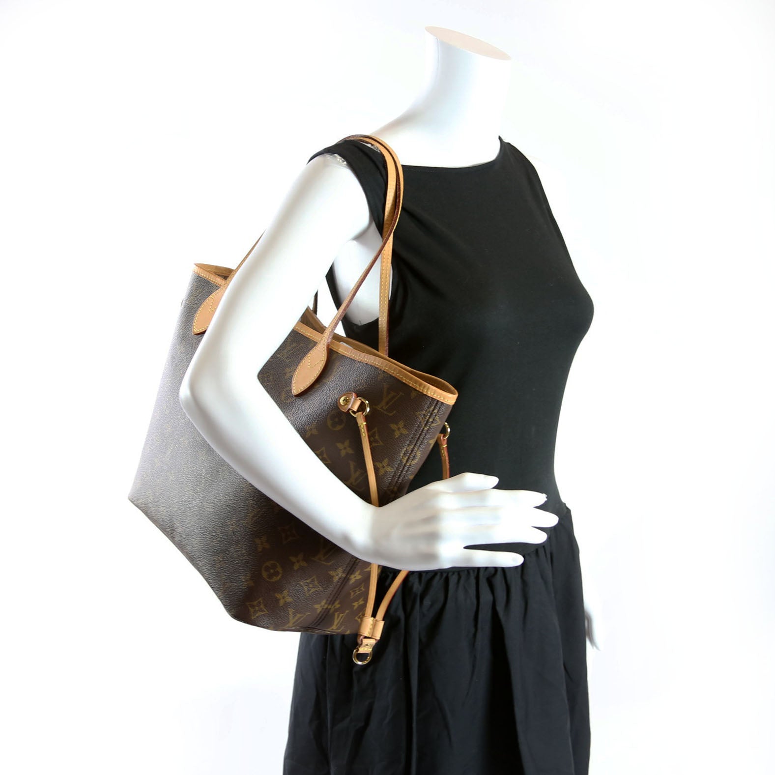Neverfull MM Monogram