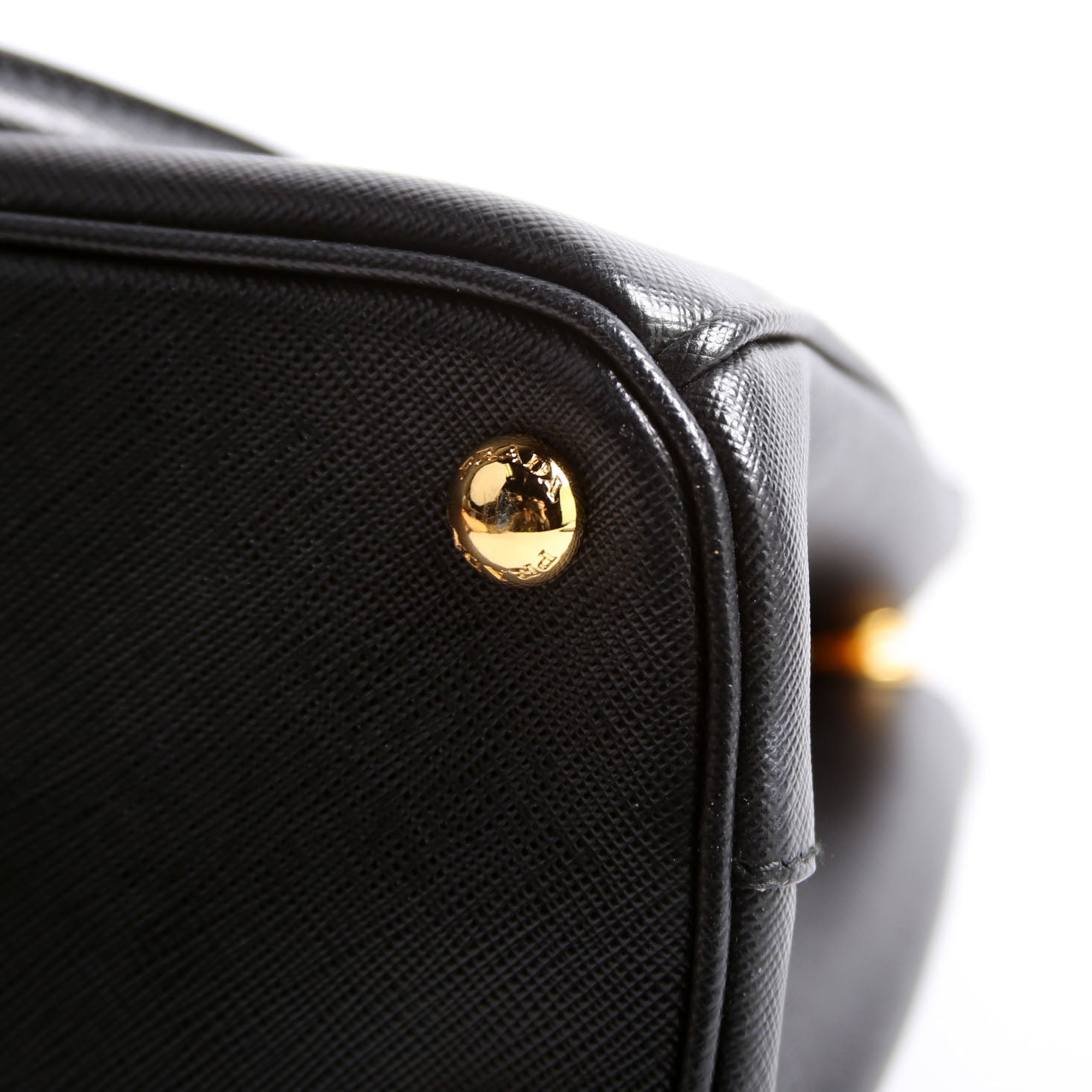Saffiano Galleria Small Black