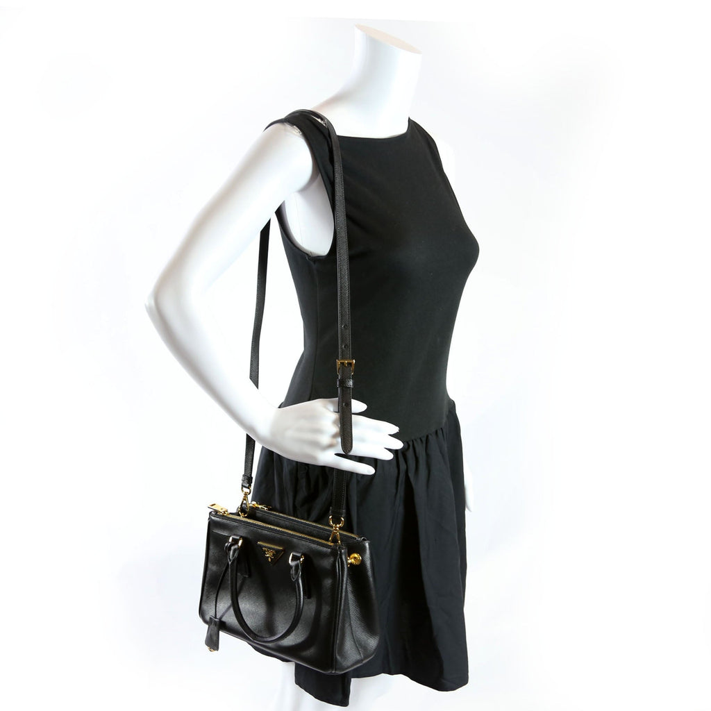 Saffiano Galleria Small Black