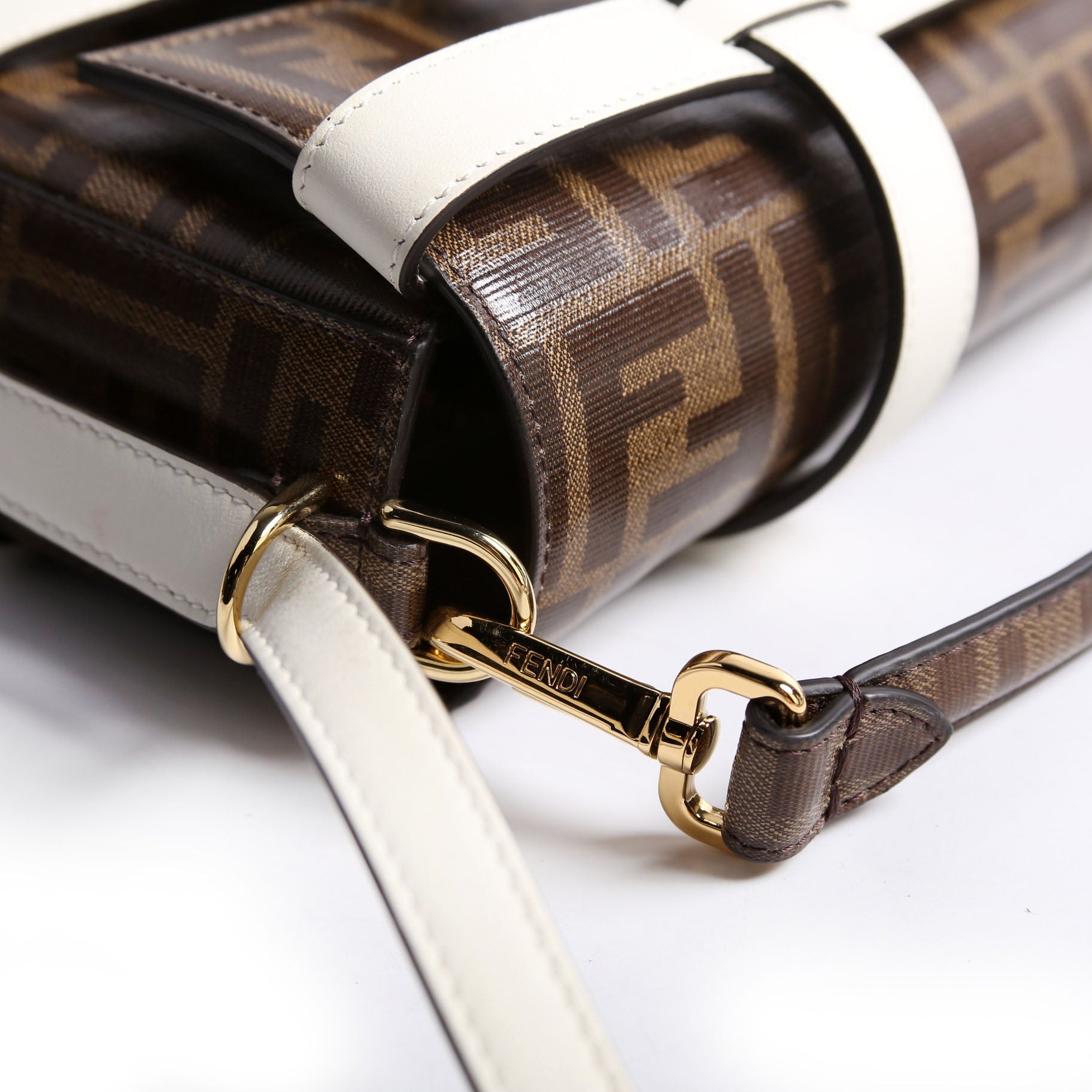 8BR777 Caged Baguette Glazed FF Zucca