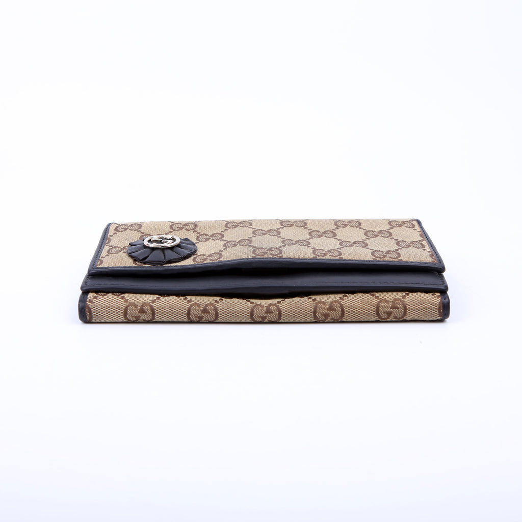 190384 GG Canvas International Wallet