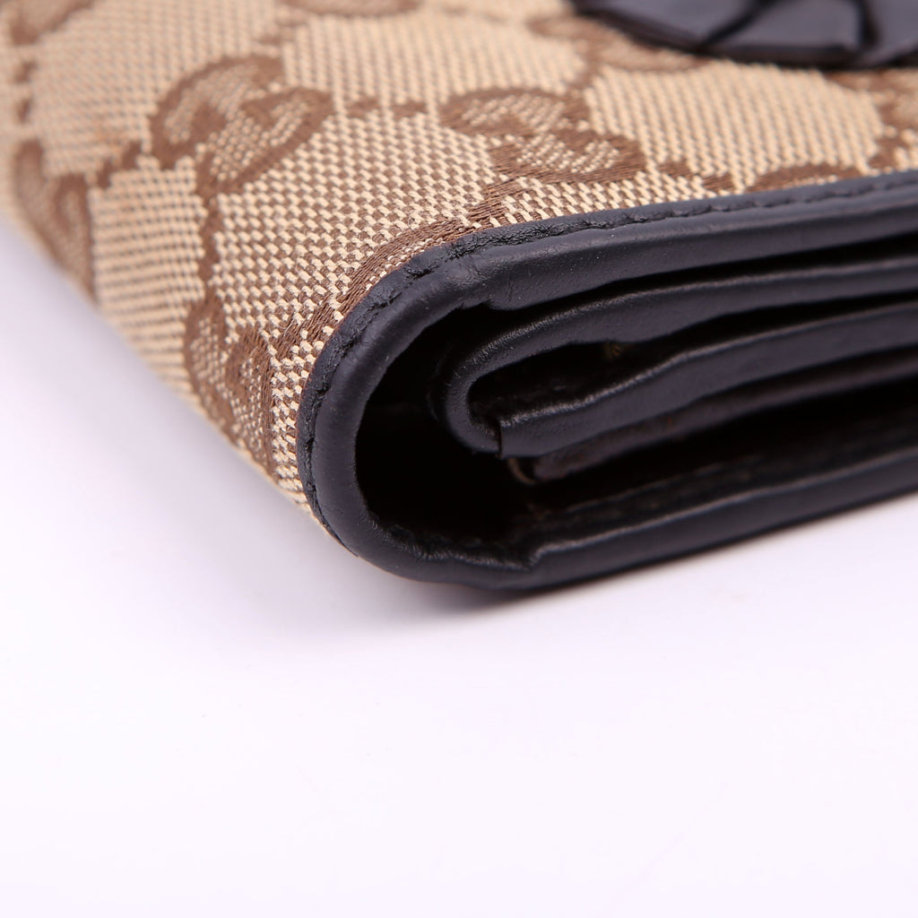 190384 GG Canvas International Wallet
