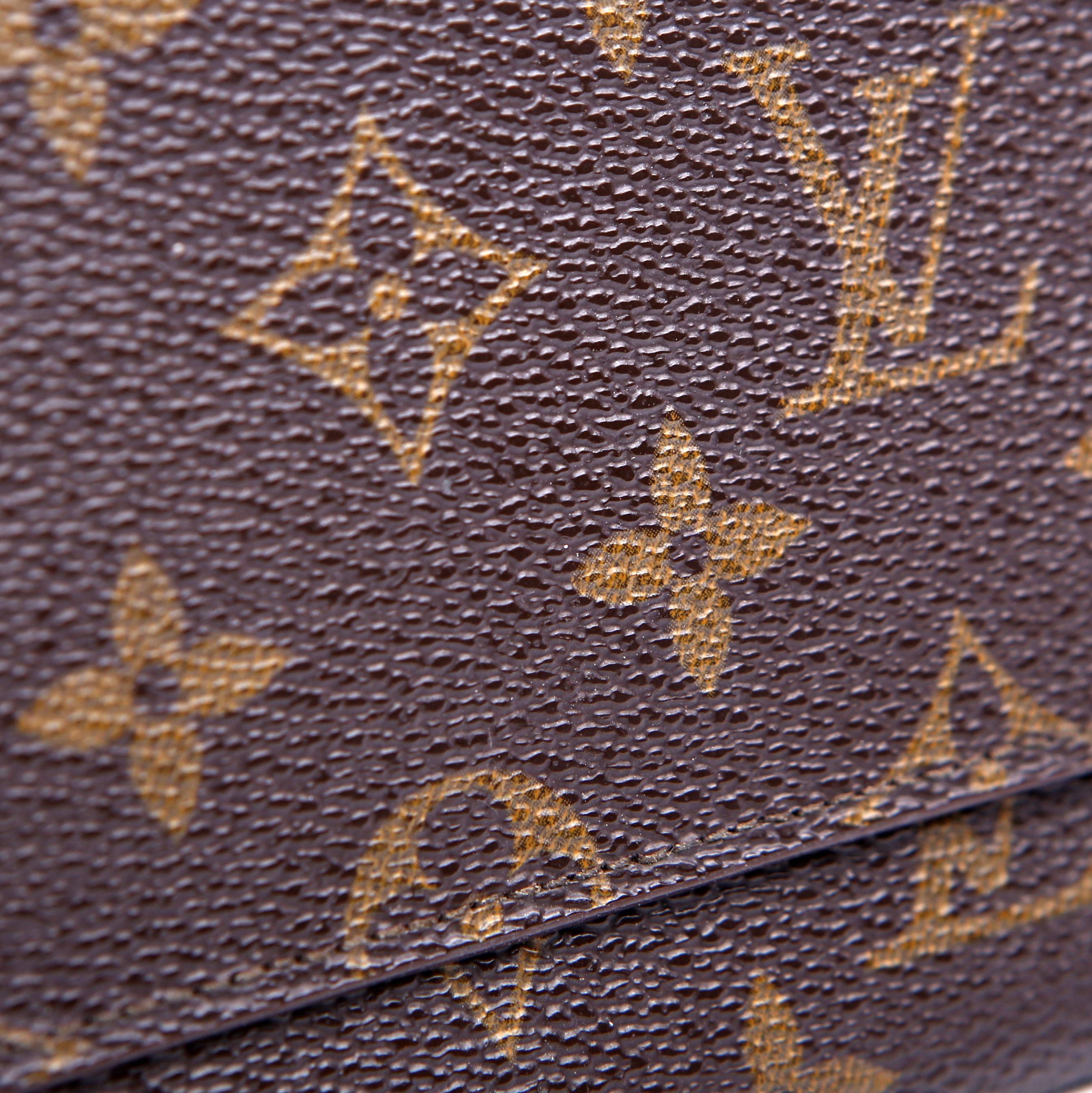 Porte Yen Long Monogram