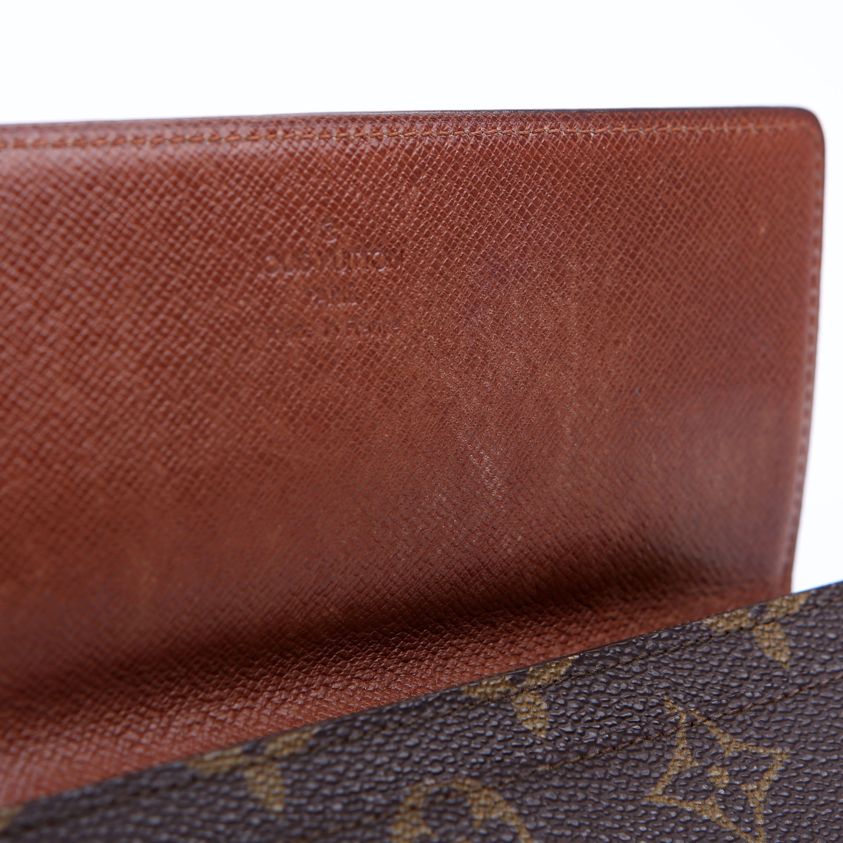 Porte Yen Long Monogram