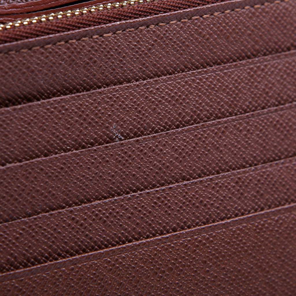 Insolite Wallet Monogram