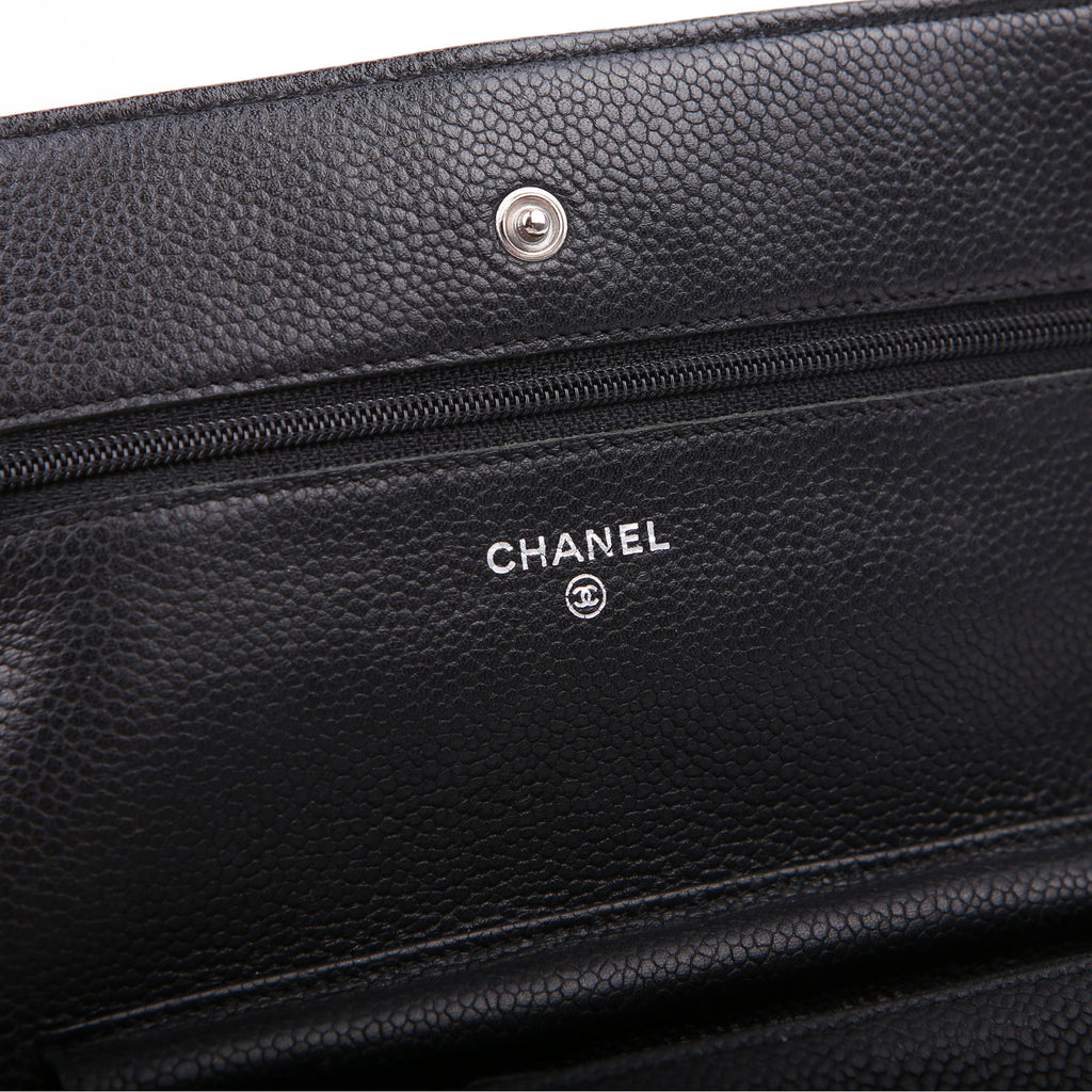 WOC Classic Quilted Caviar Black