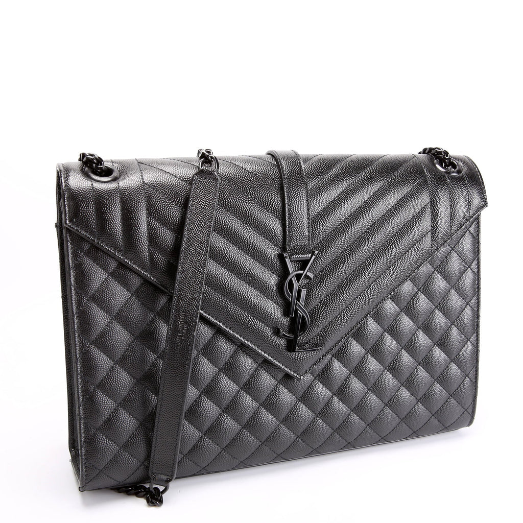 396910 Envelope Chevron Large Black