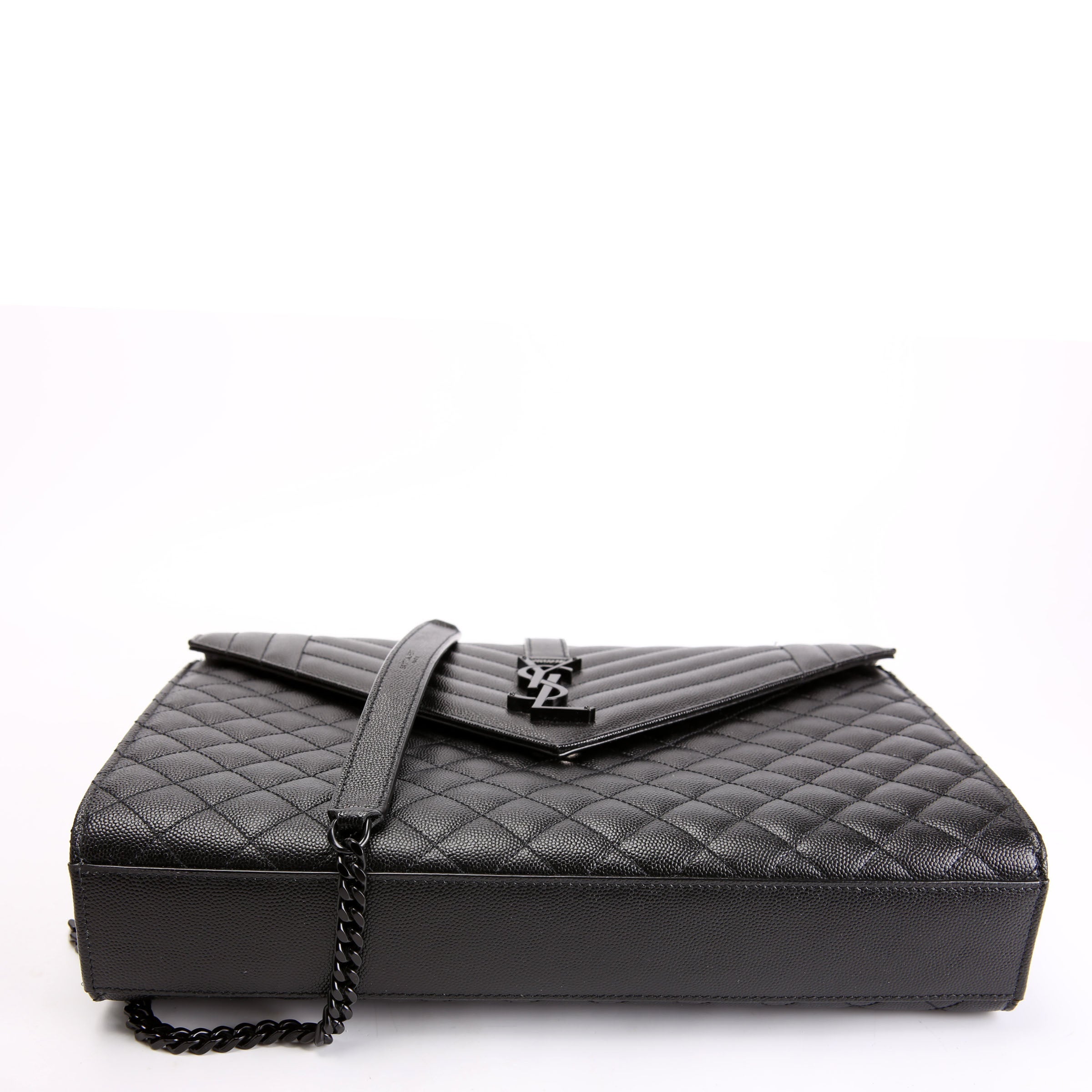 396910 Envelope Chevron Large Black