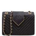 Collar And Tie Flap Chevron Sheepskin 23M Black