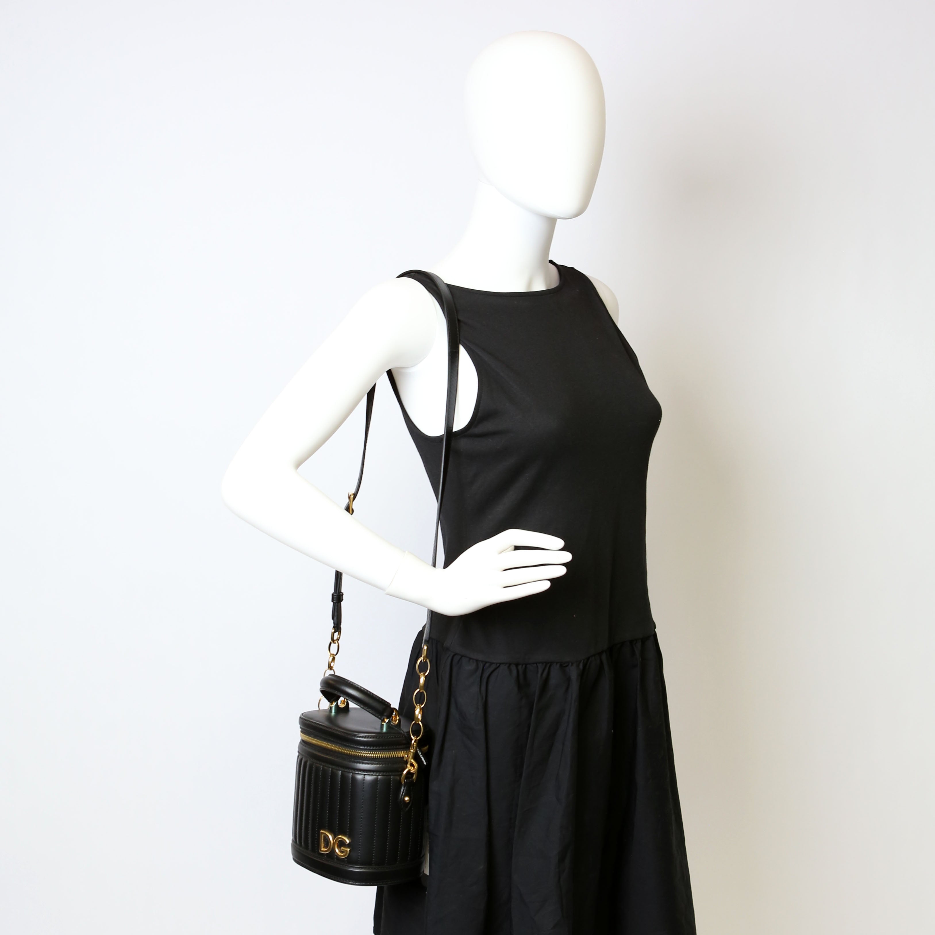 DG Girls Top Handle Bucket Nappa Black