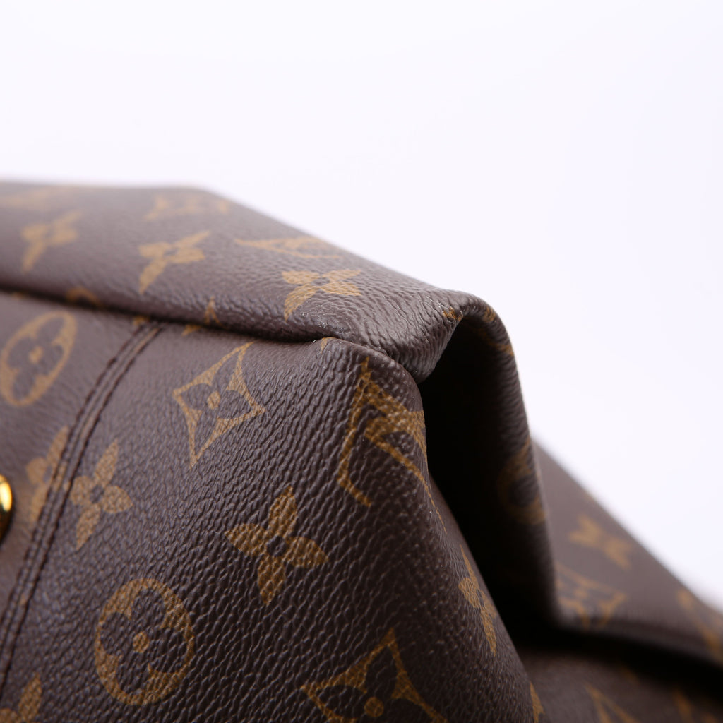 Artsy MM NM Monogram