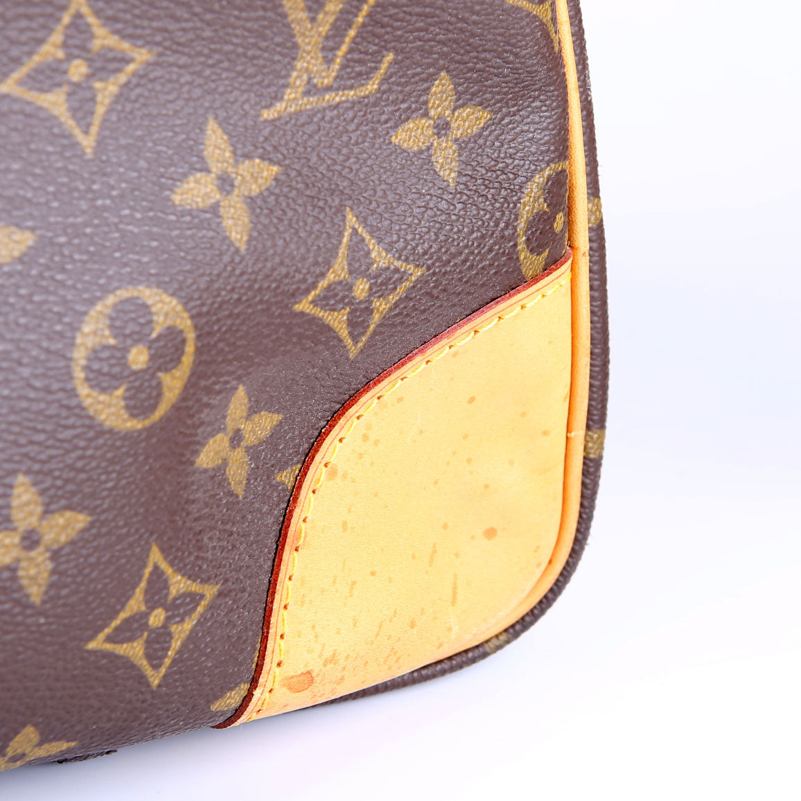 Sirius Suitcase 70 Monogram