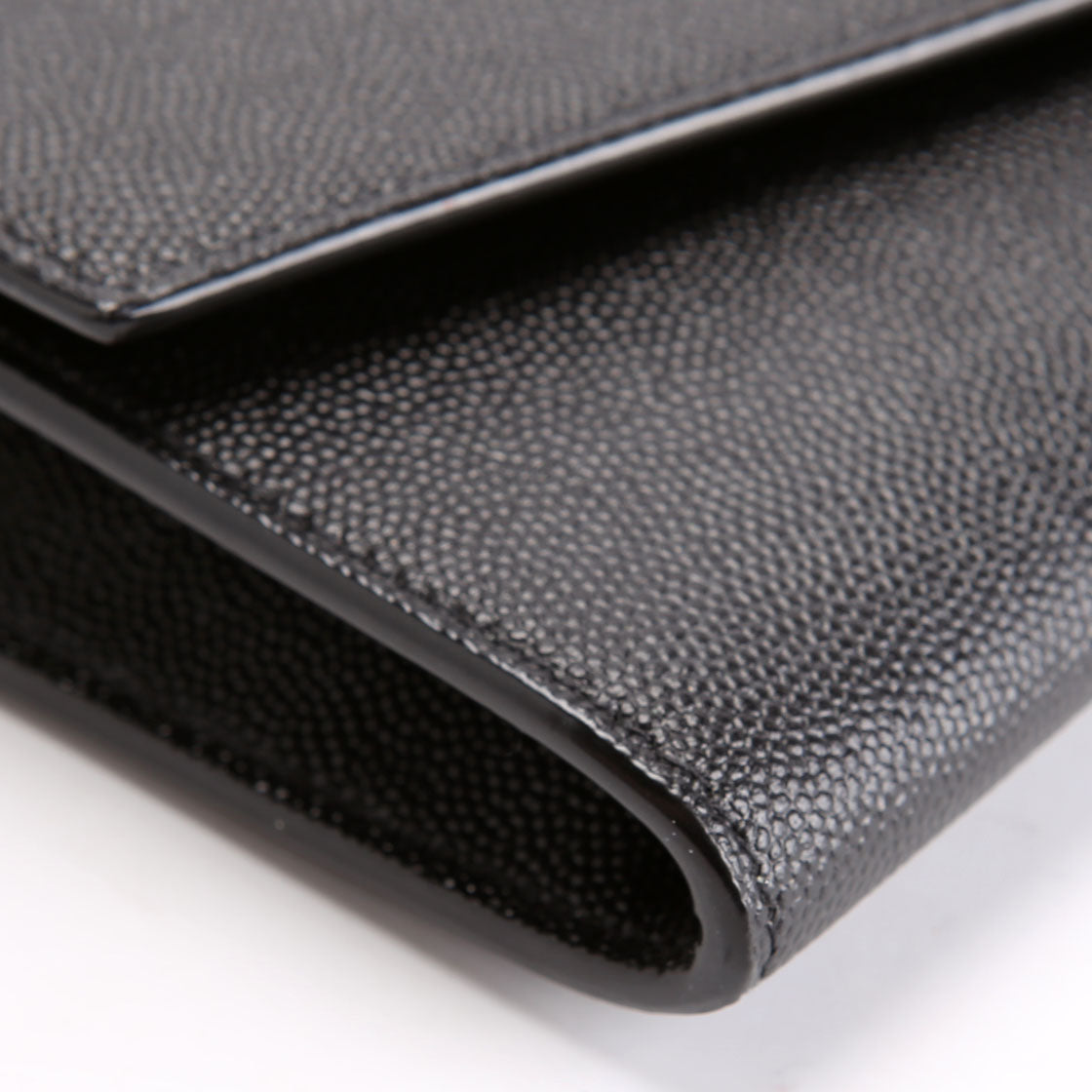 Uptown Chain Wallet Grain 607788 Black