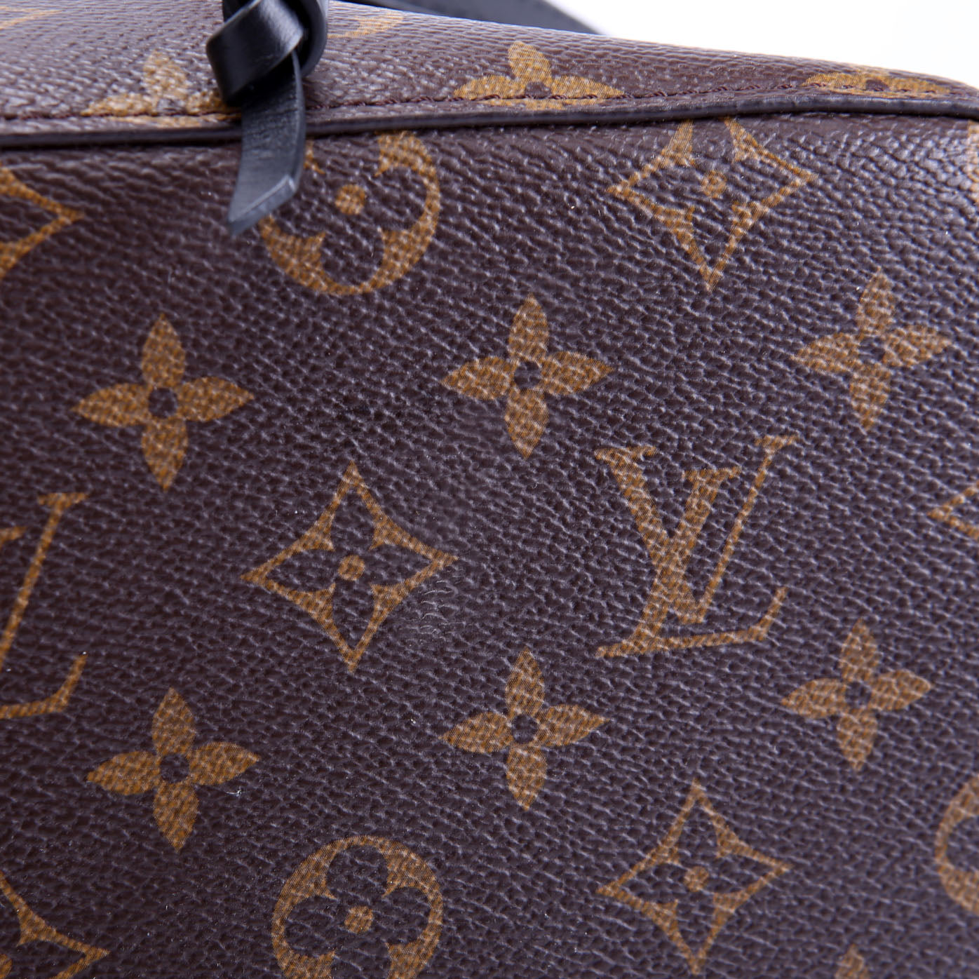 Neonoe Monogram Black