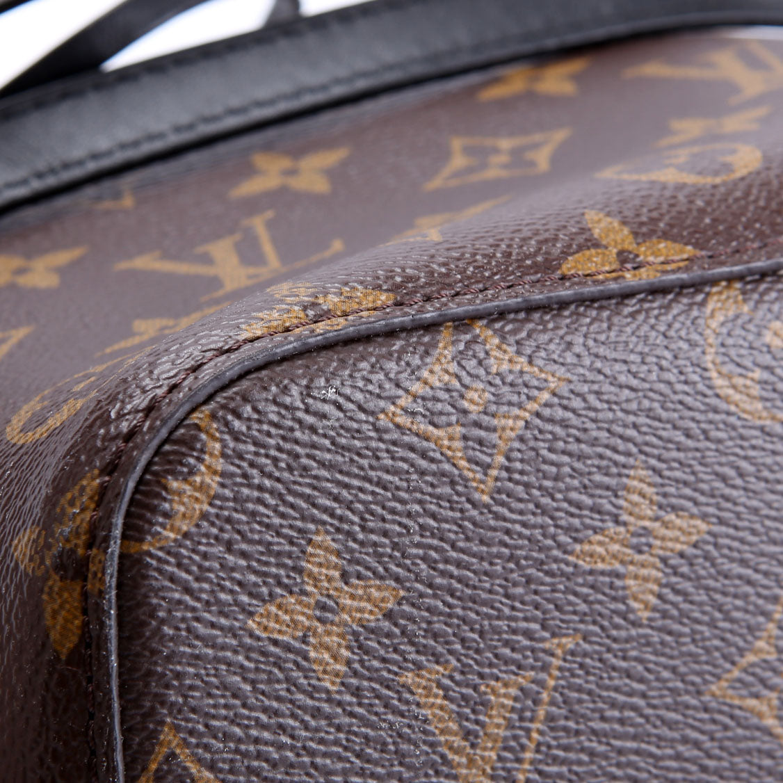 Neonoe Monogram Black