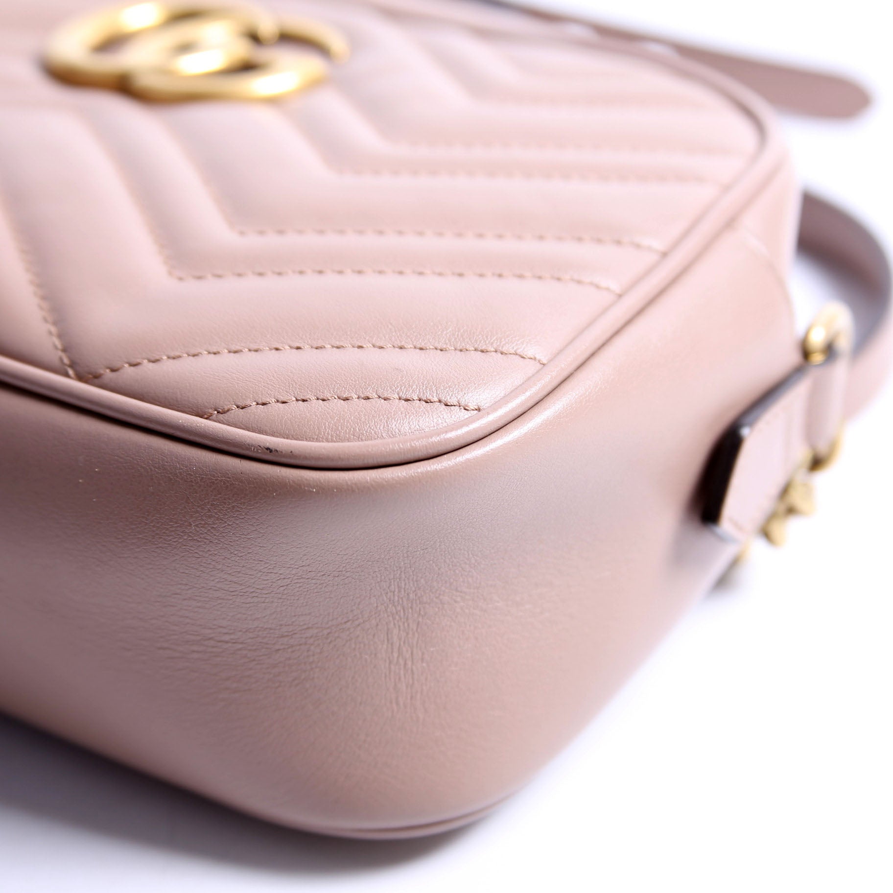 447632 Marmont Small Leather Camera Taupe