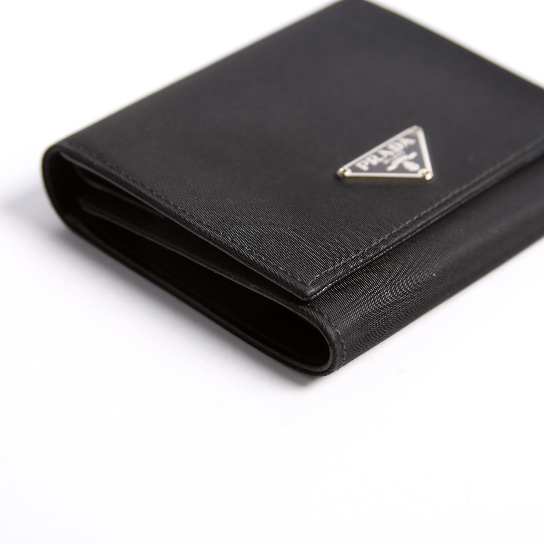 Tessuto Nylon Trifold Wallet Vintage