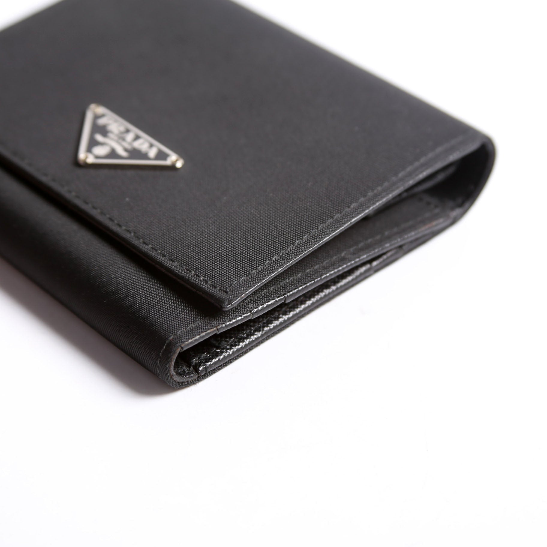 Tessuto Nylon Trifold Wallet Vintage