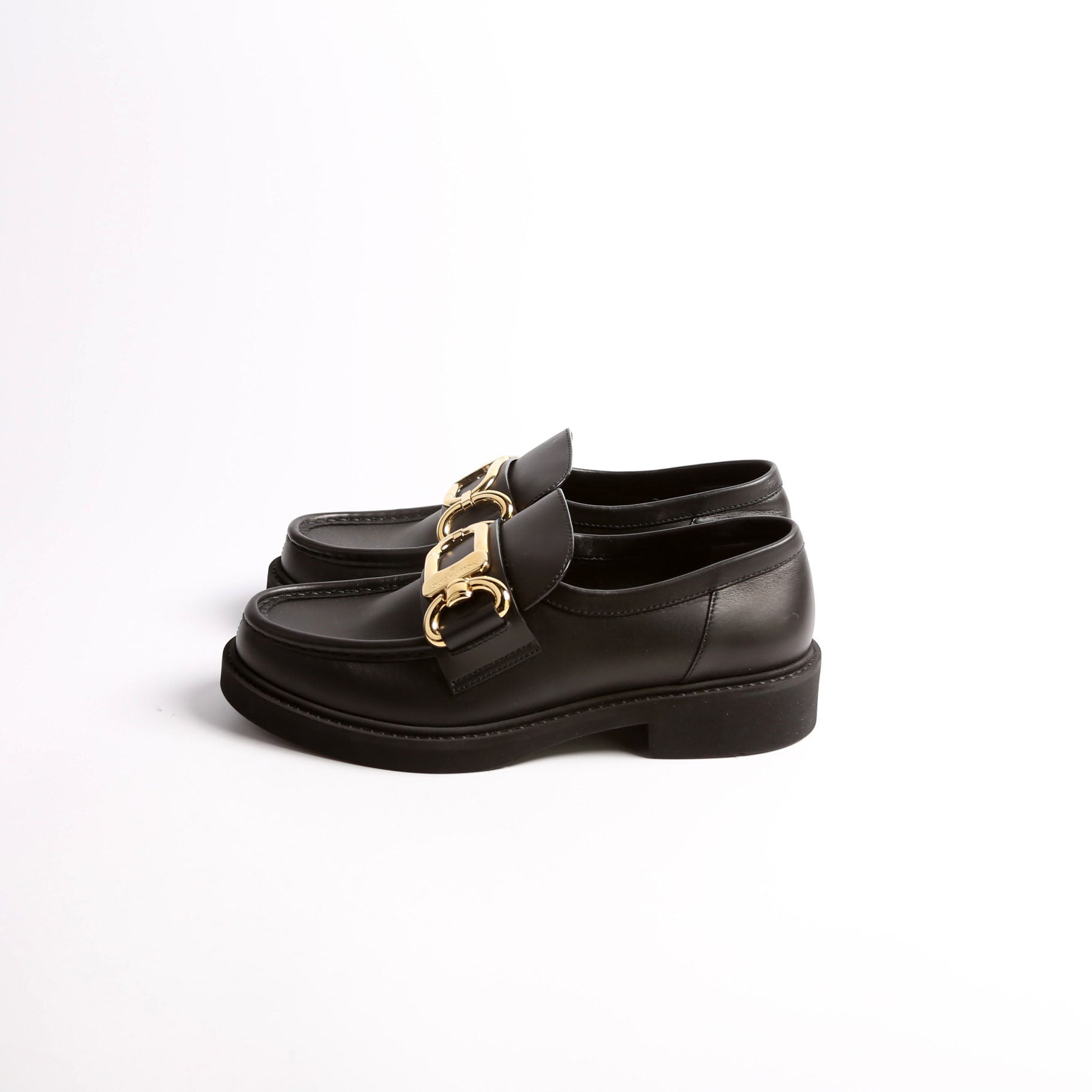 Chain Link Loafers Size 39.5 Black
