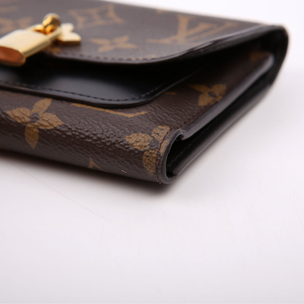 Flower Compact Wallet Monogram