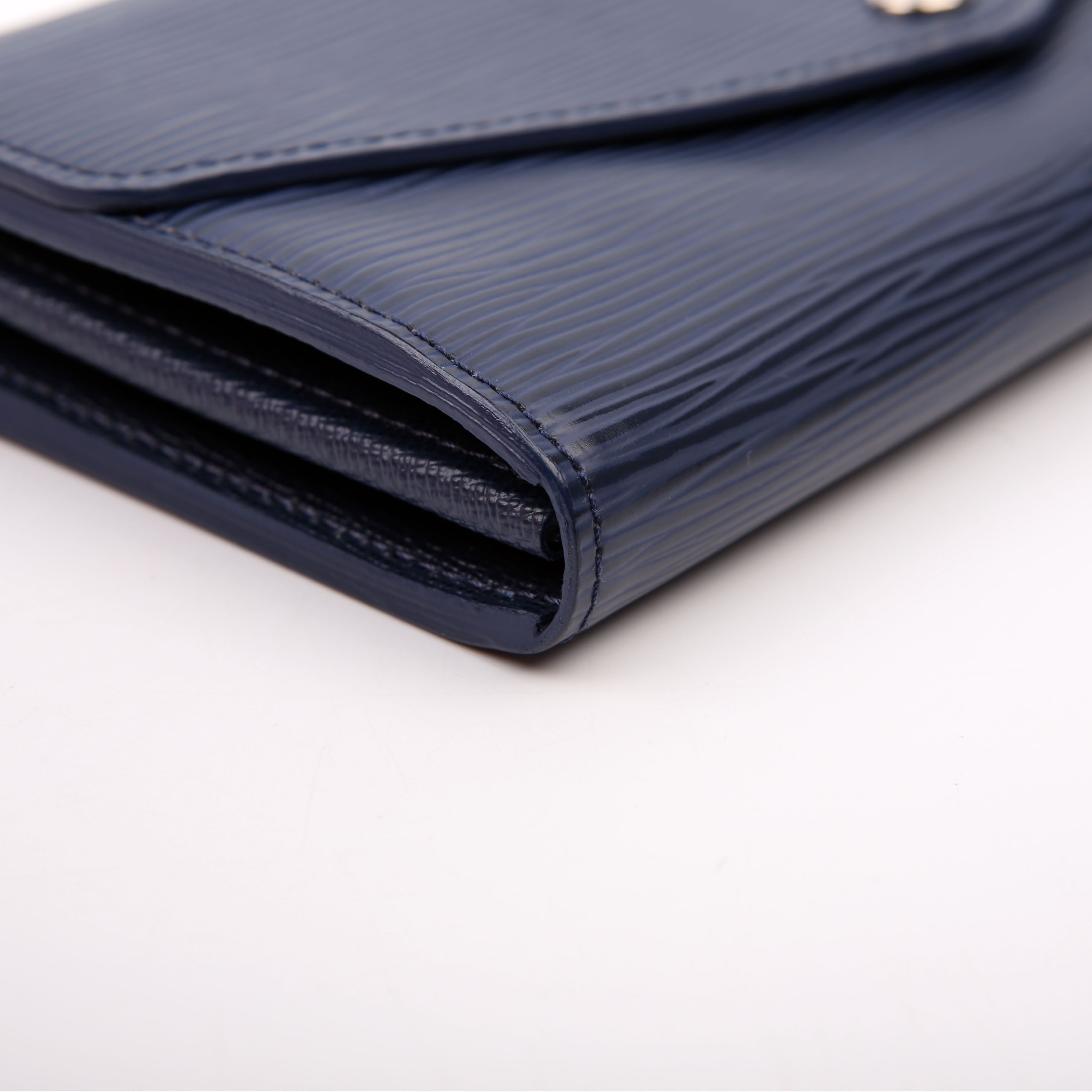 Sarah Wallet Epi Newer Navy