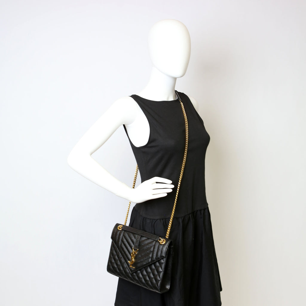 Envelope Medium Tri-Quilt 600185 Black